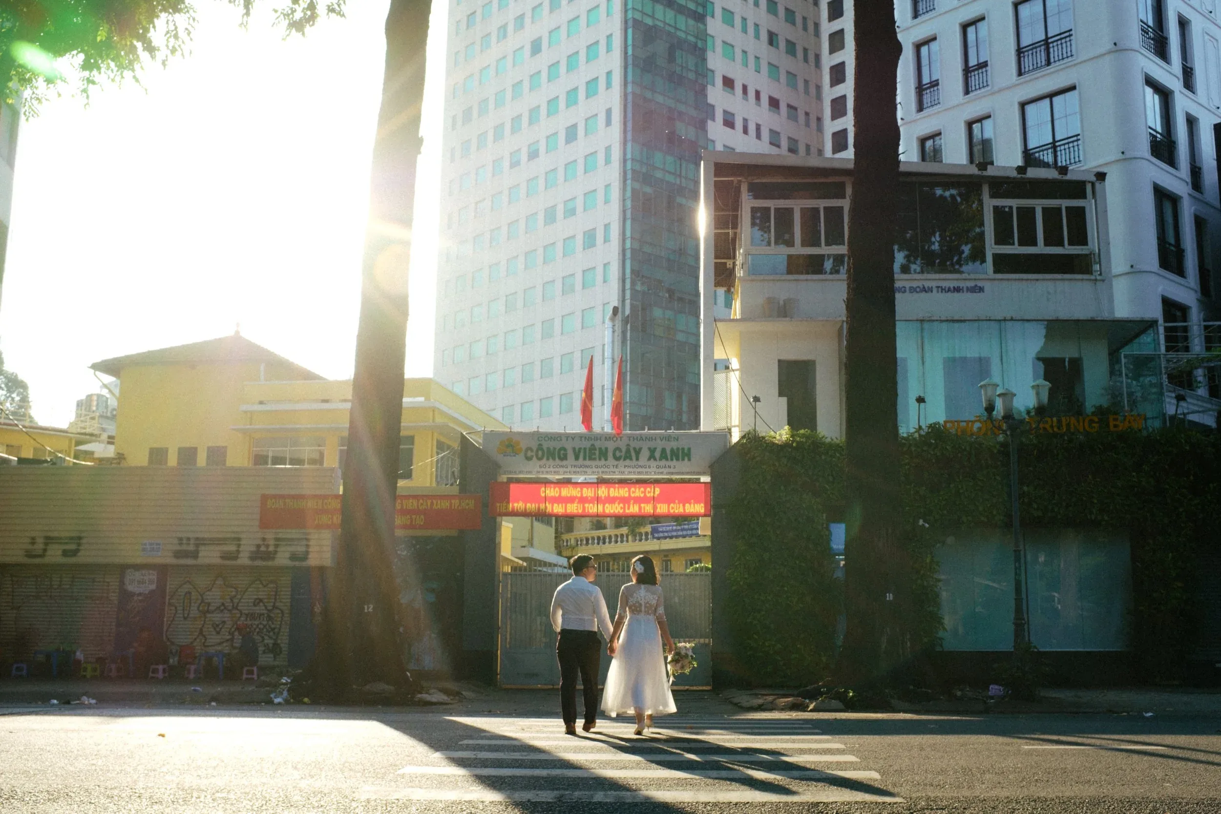 Thư & Tuấn, Pre-wedding Session in Sài Gòn — Pham Si Luan Photography (12)