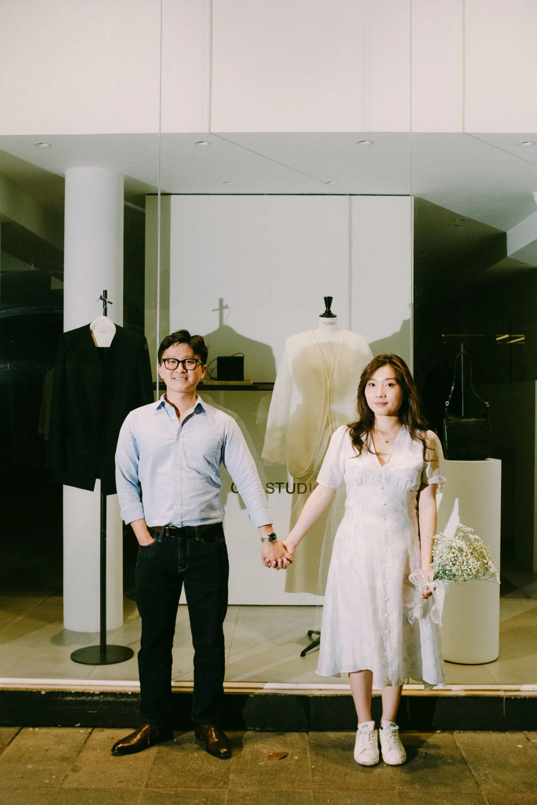 Tú & Ái, Night Session in Sài Gòn — Pham Si Luan Photography (18)