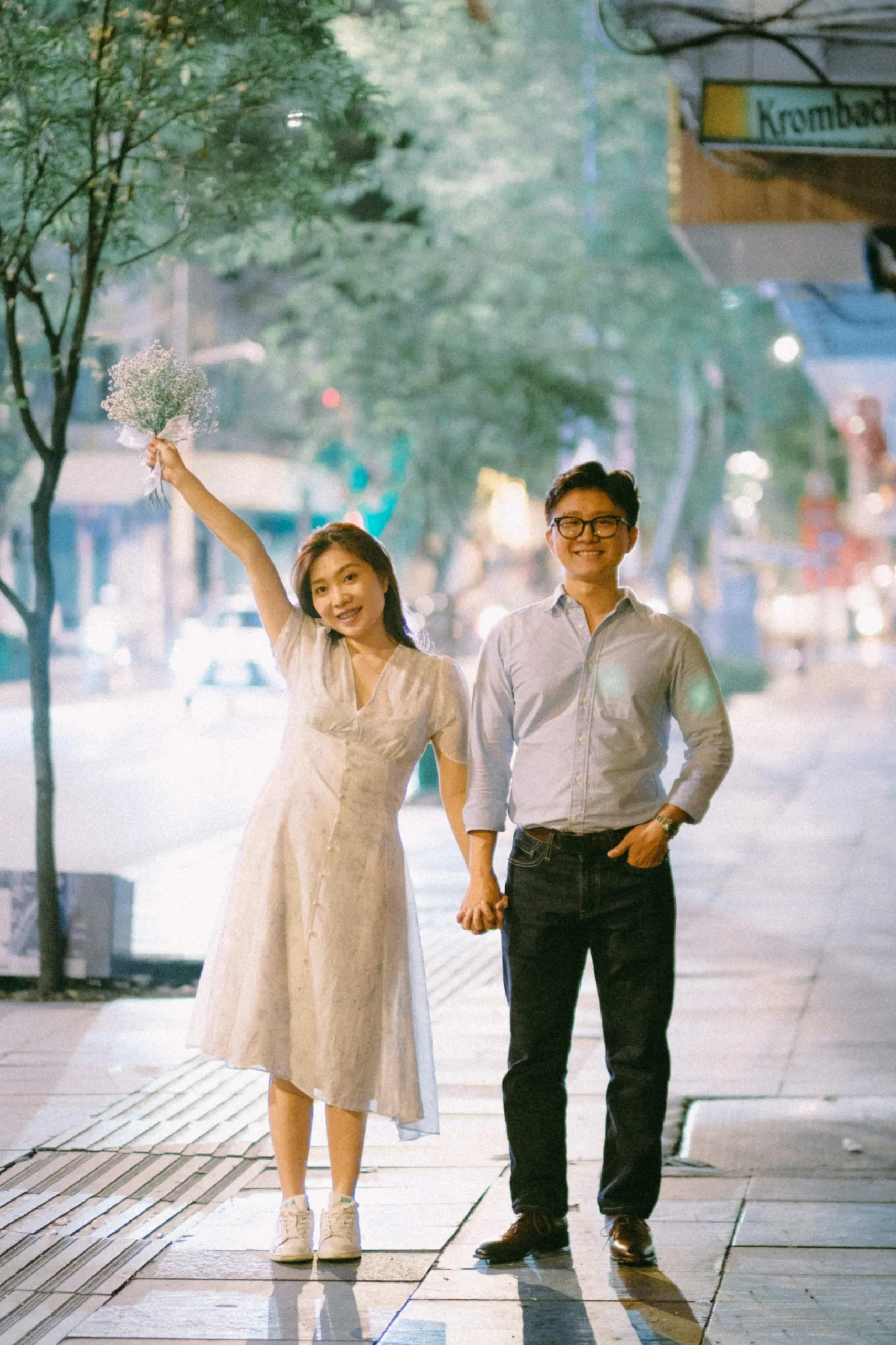 Tú & Ái, Night Session in Sài Gòn — Pham Si Luan Photography (41)