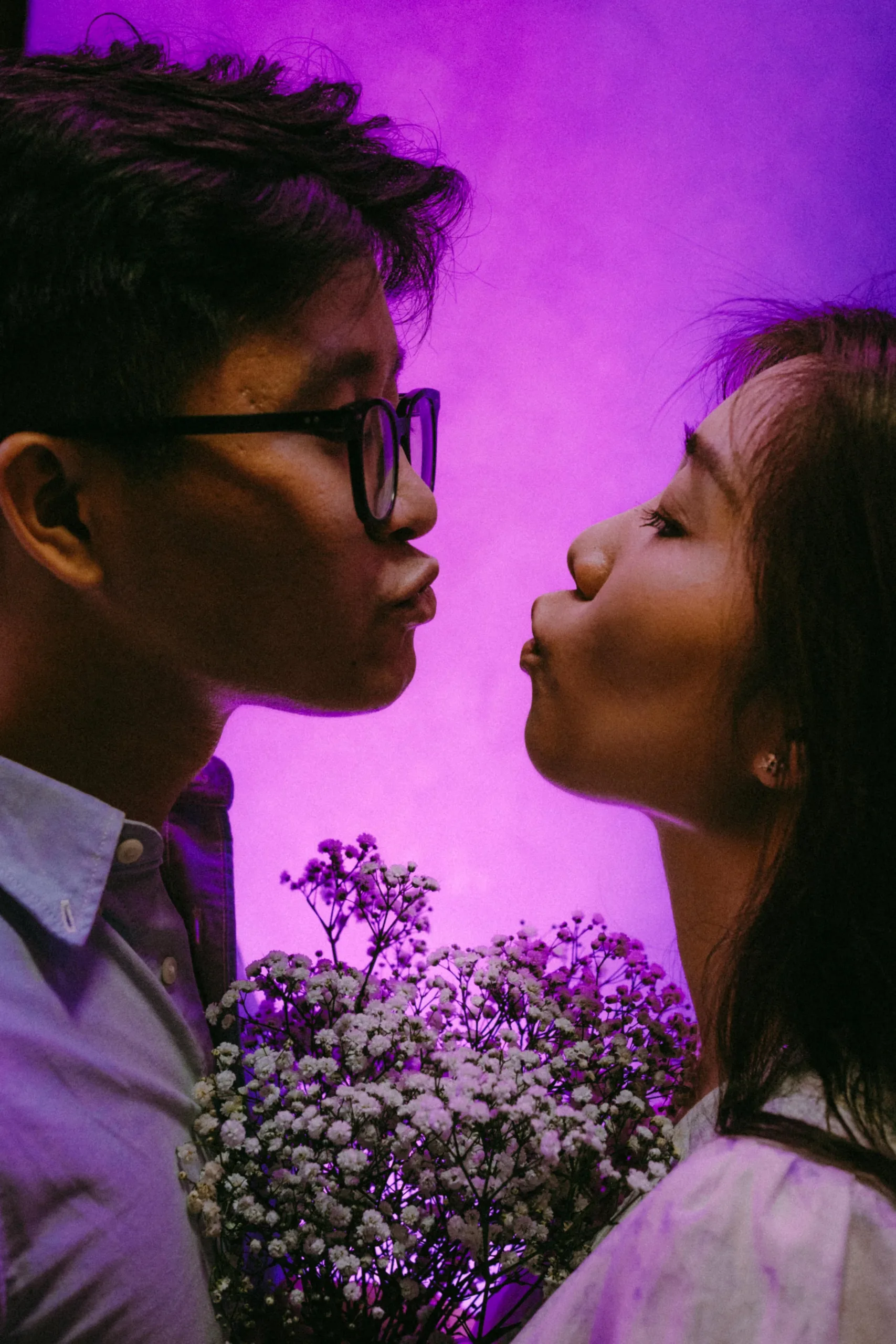 Tú & Ái, Night Session in Sài Gòn — Pham Si Luan Photography (44)