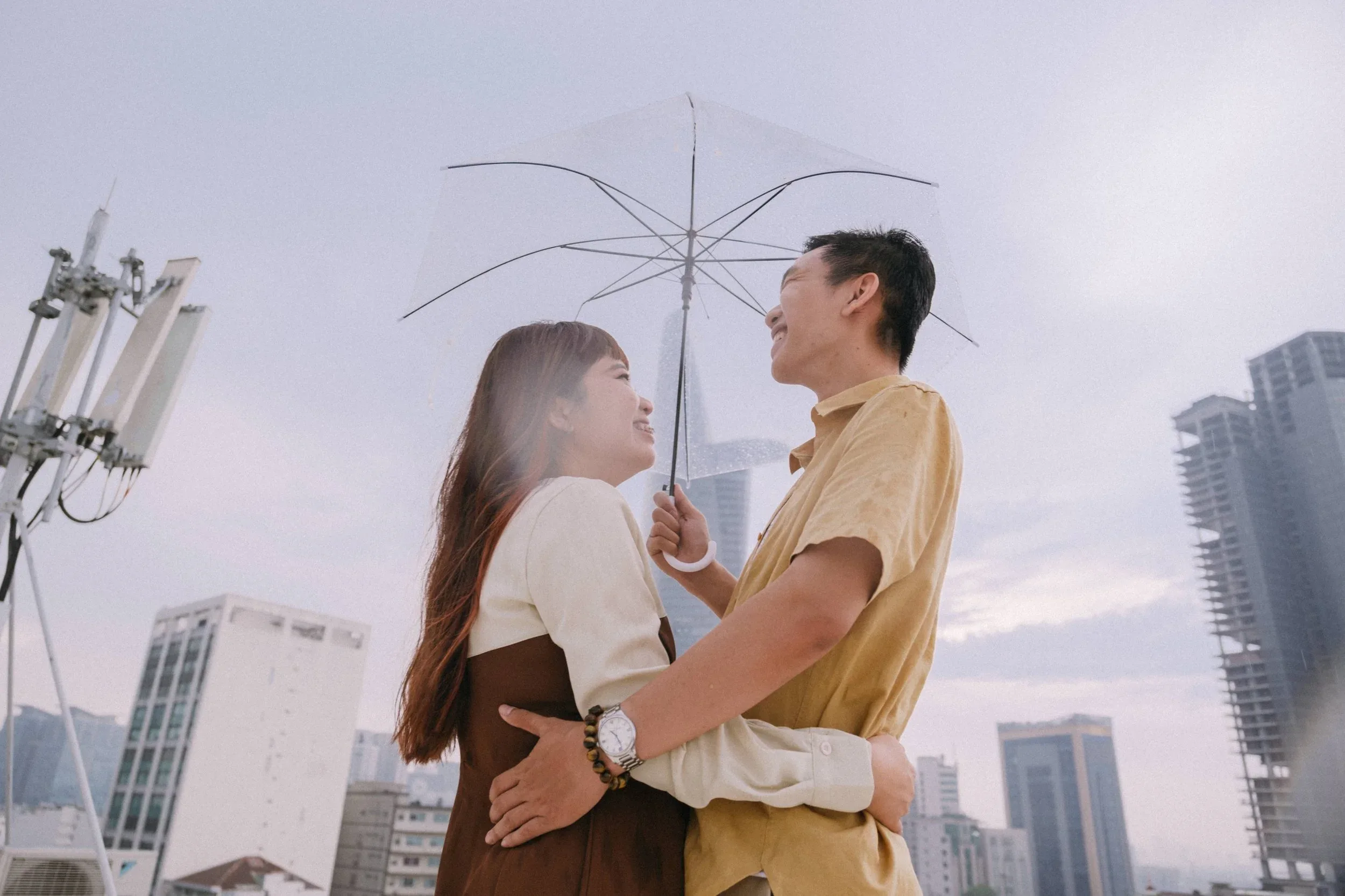Vy & Chánh, Couple in Sài Gòn — Pham Si Luan Photography (9)