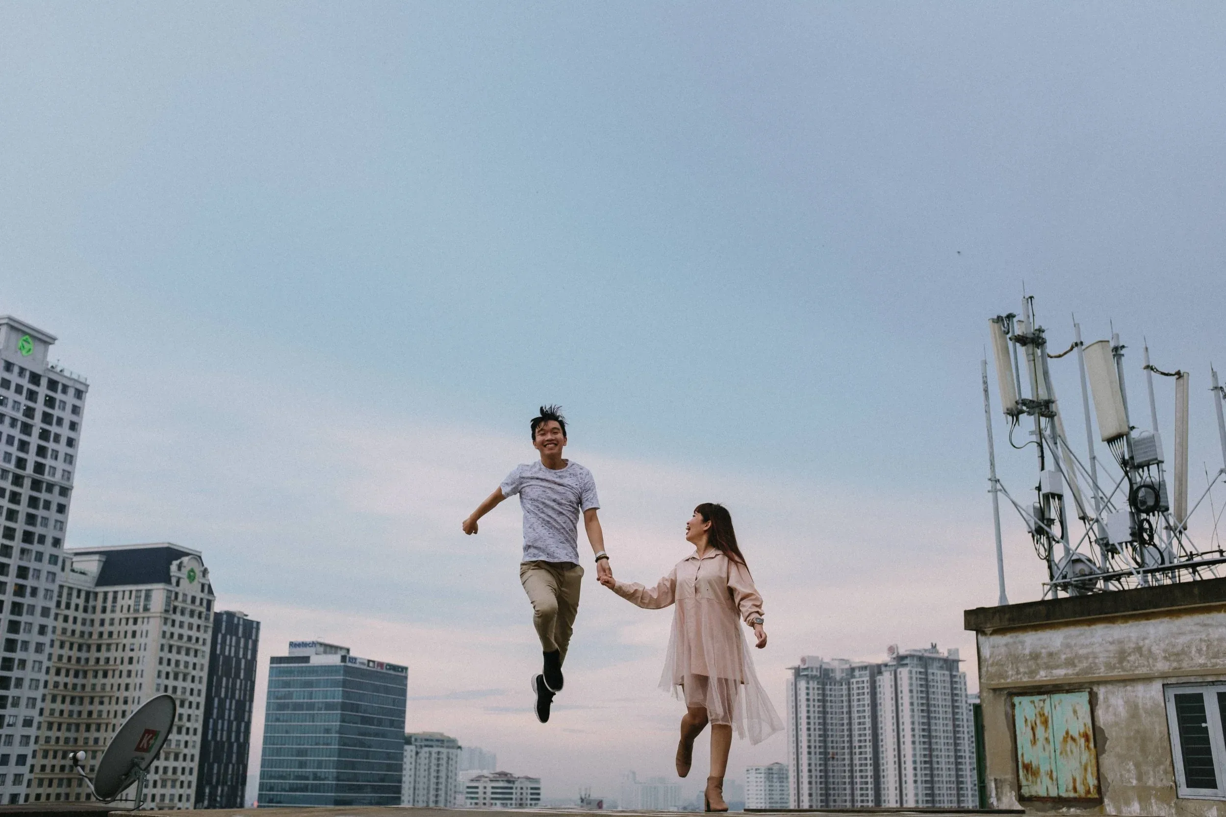 Vy & Chánh, Couple in Sài Gòn — Pham Si Luan Photography (19)