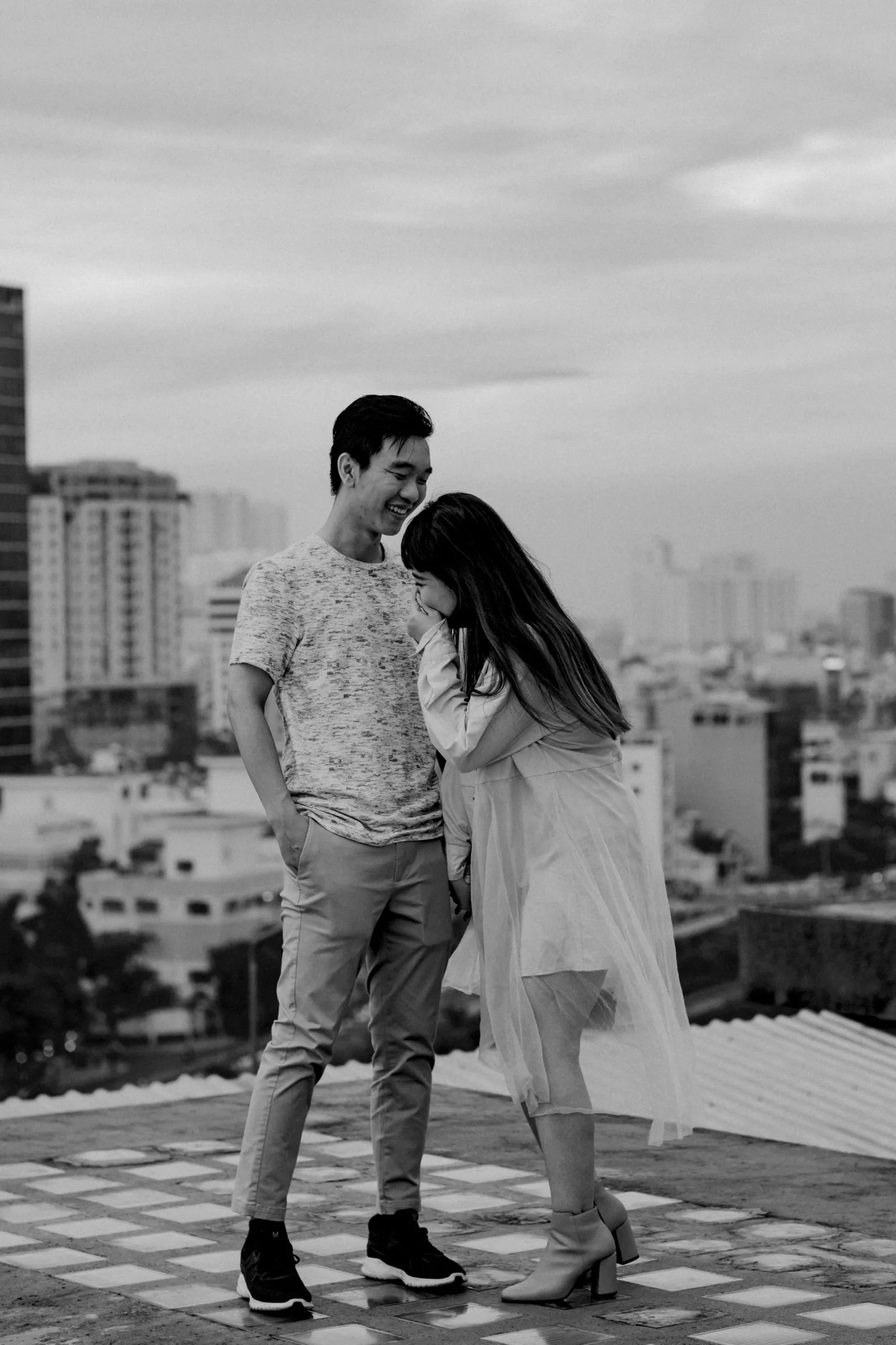 Vy & Chánh, Couple in Sài Gòn — Pham Si Luan Photography (25)