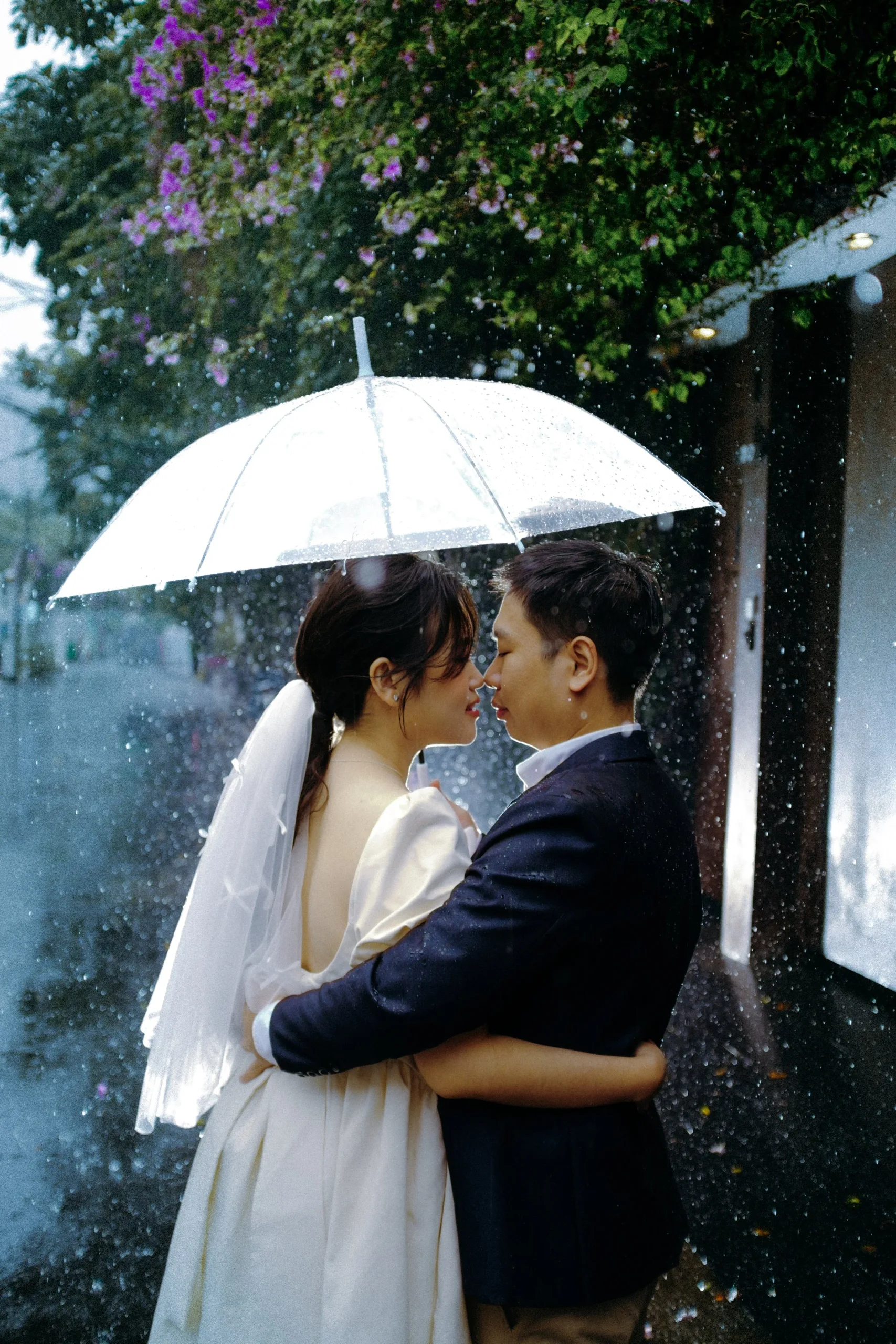 Vy & Thắng, Pre-wedding Session in Sài Gòn — Pham Si Luan Photography (21)