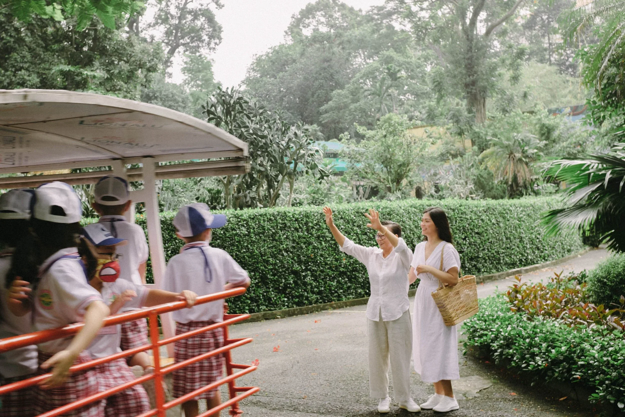 Chị Trang & Cô Năm — Pham Si Luan Photography (20)