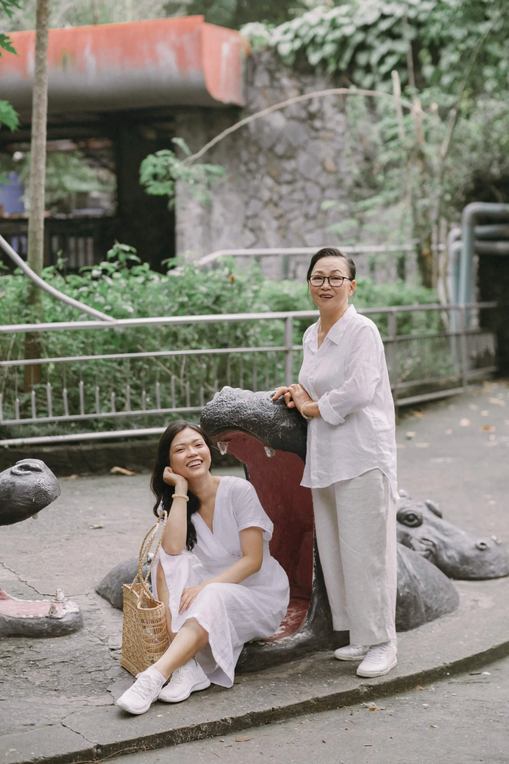 Chị Trang & Cô Năm — Pham Si Luan Photography (31)