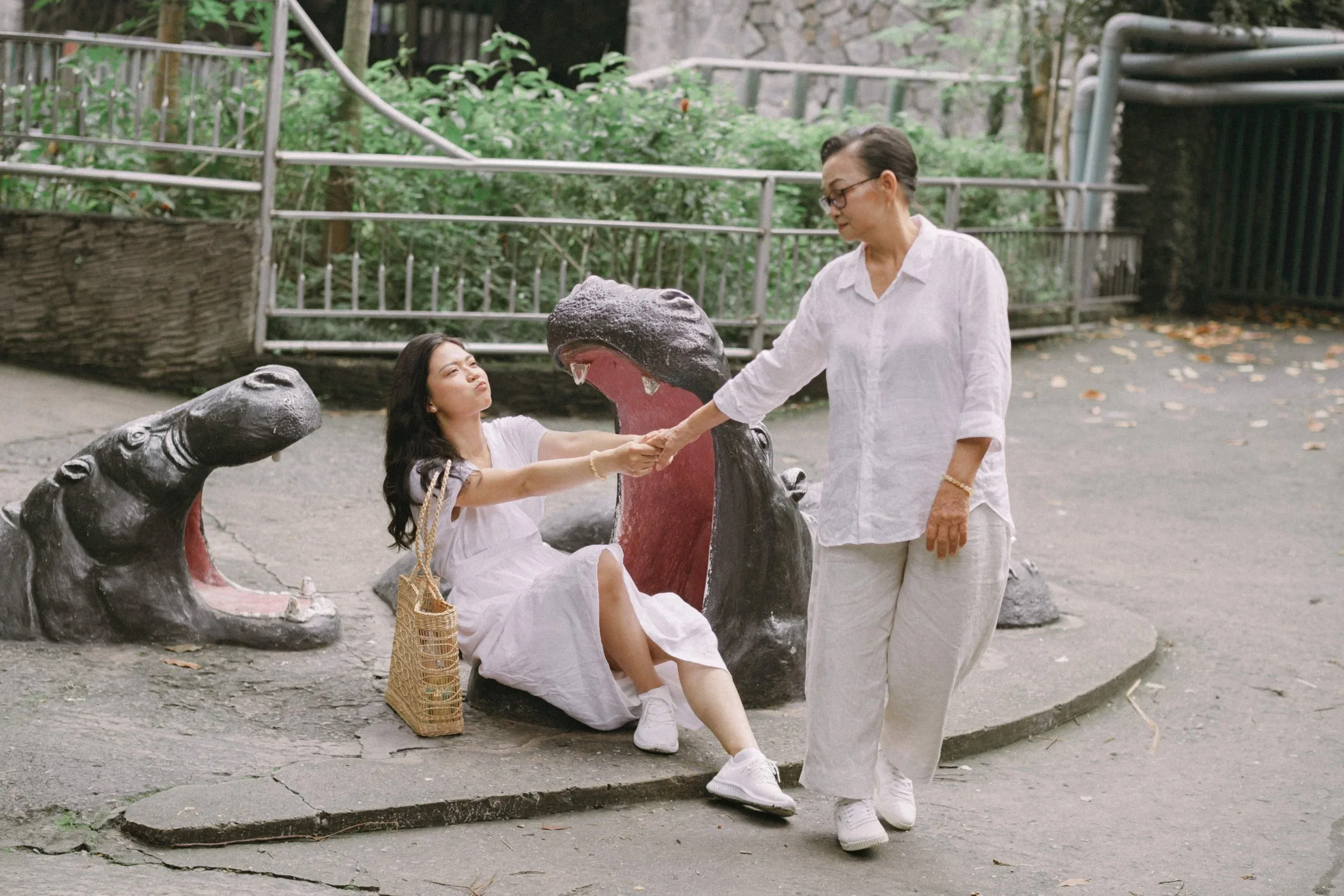 Chị Trang & Cô Năm — Pham Si Luan Photography (33)