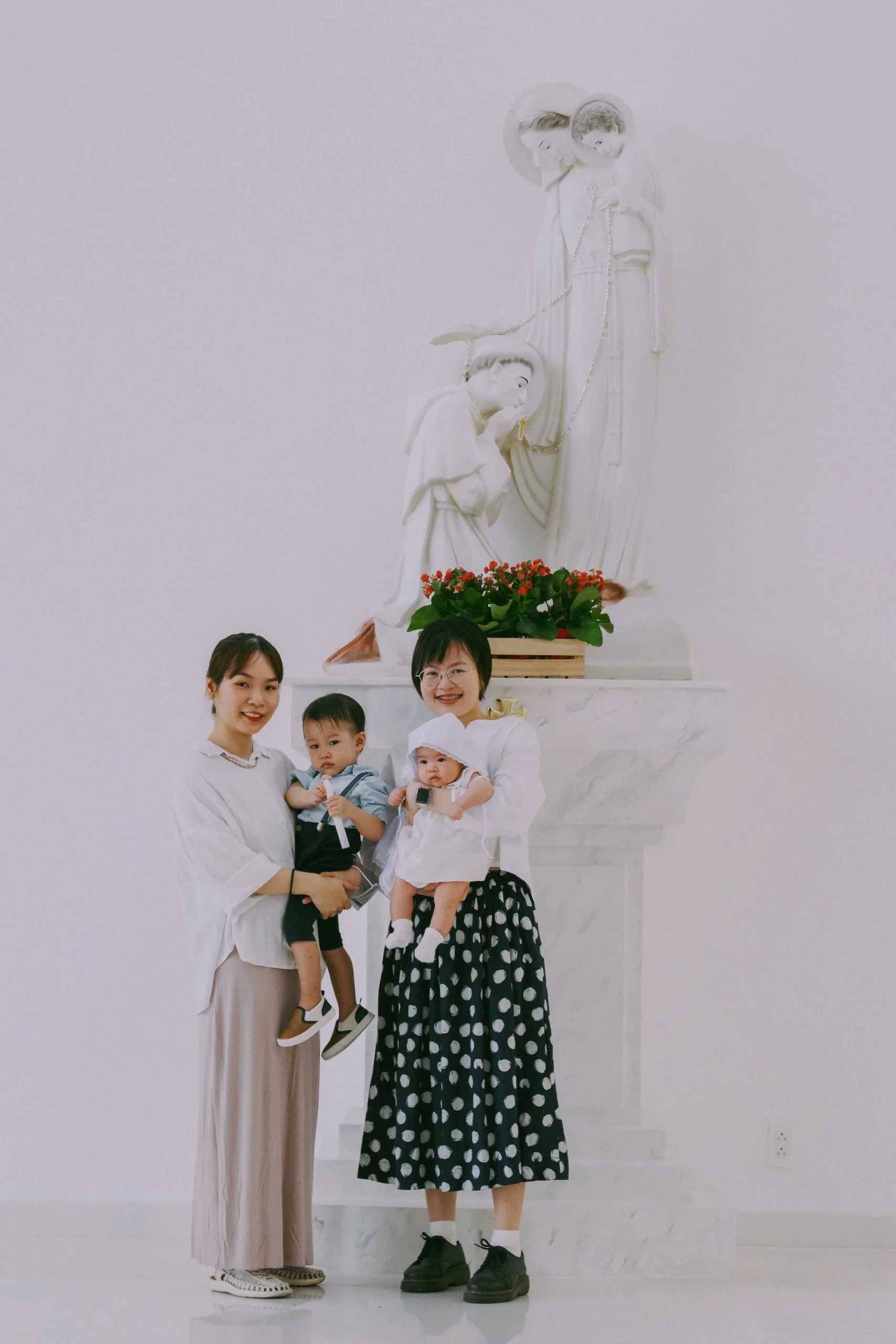 Coca's Christening in Sài Gòn — Pham Si Luan Photography (43)