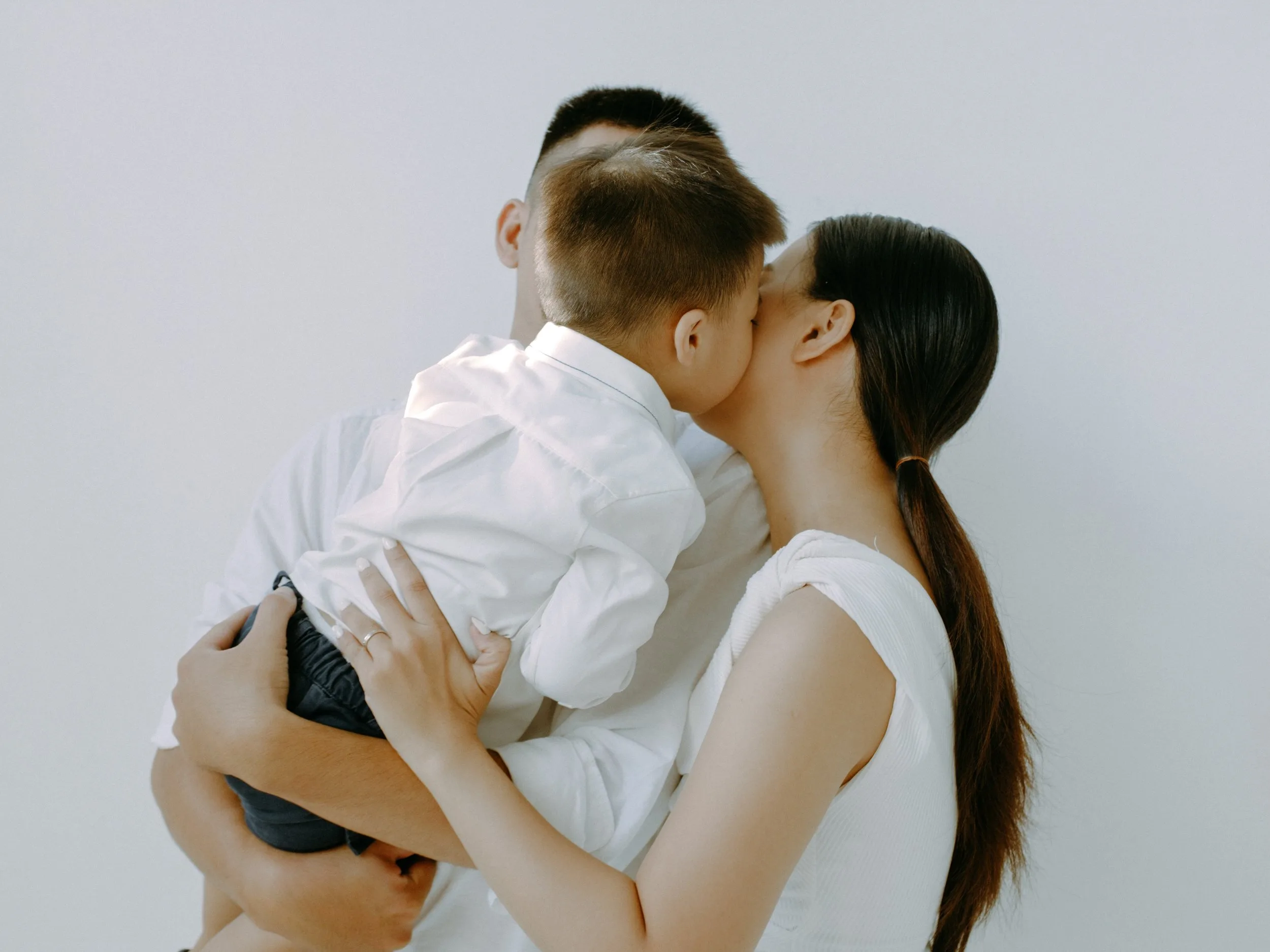 Nhà Cam 2024 - Family Session in Studio — Pham Si Luan Photography (1)