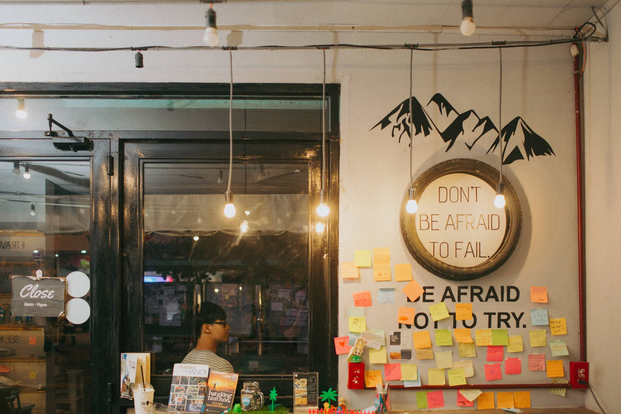 Trốn Cafe's Last Day — Pham Si Luan Photography (1)