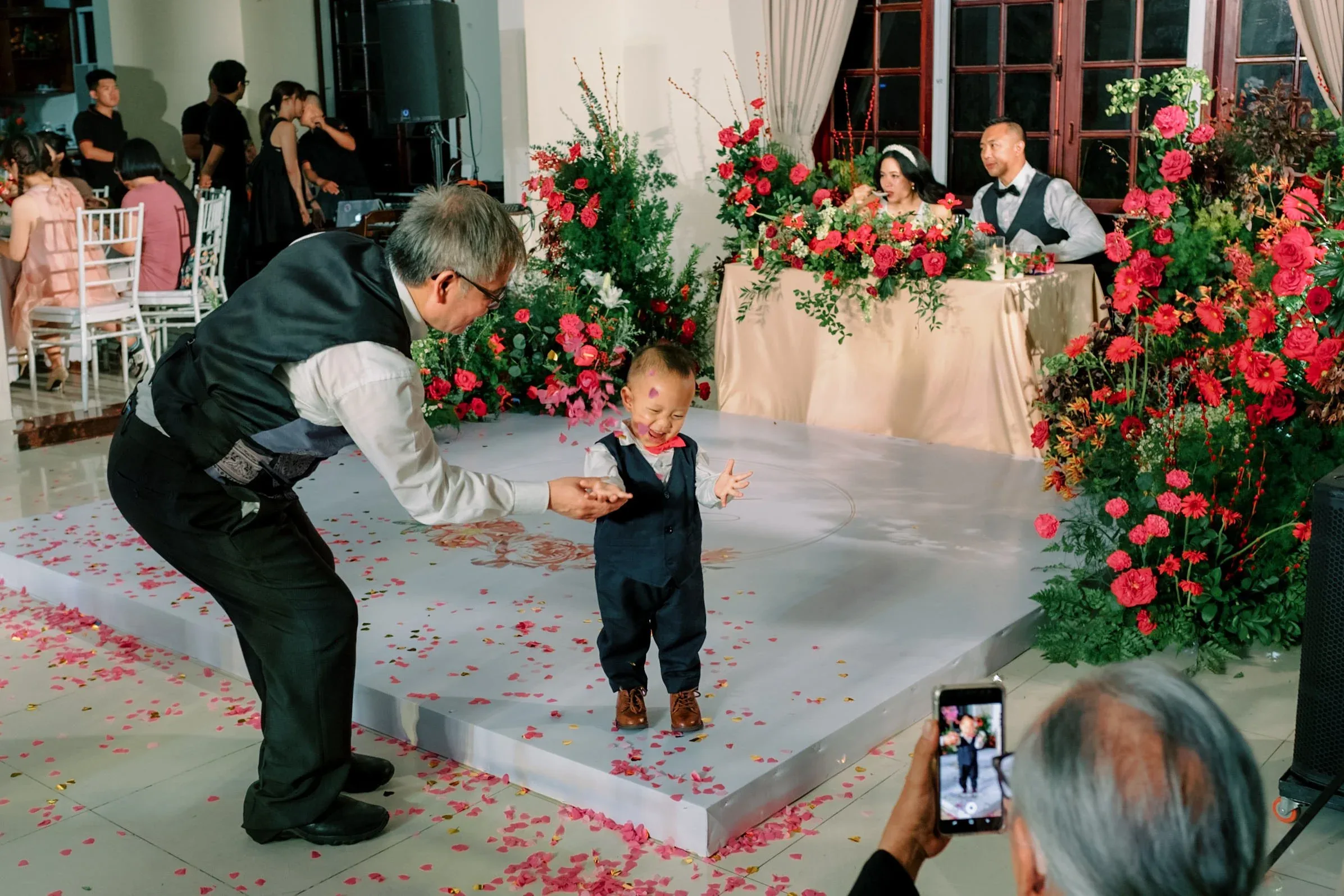 Anh Đoàn & Charles, Vow Renewal Ceremony in Sài Gòn — Pham Si Luan Photography (59)