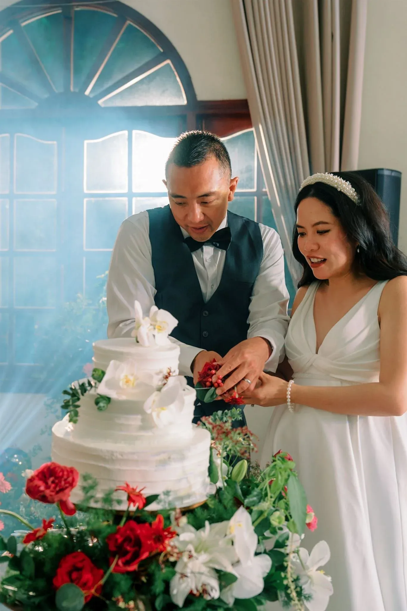 Anh Đoàn & Charles, Vow Renewal Ceremony in Sài Gòn — Pham Si Luan Photography (67)