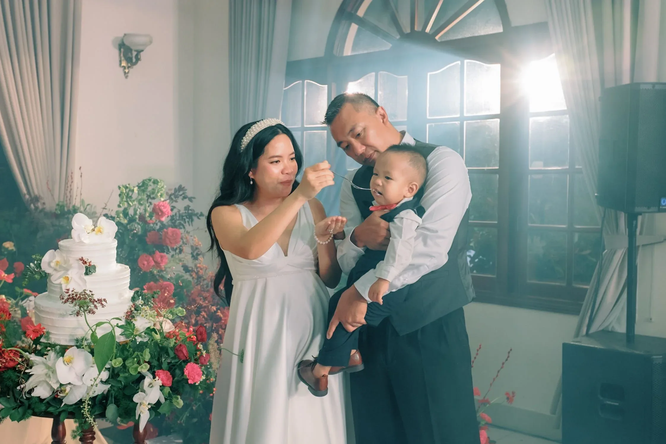 Anh Đoàn & Charles, Vow Renewal Ceremony in Sài Gòn — Pham Si Luan Photography (68)