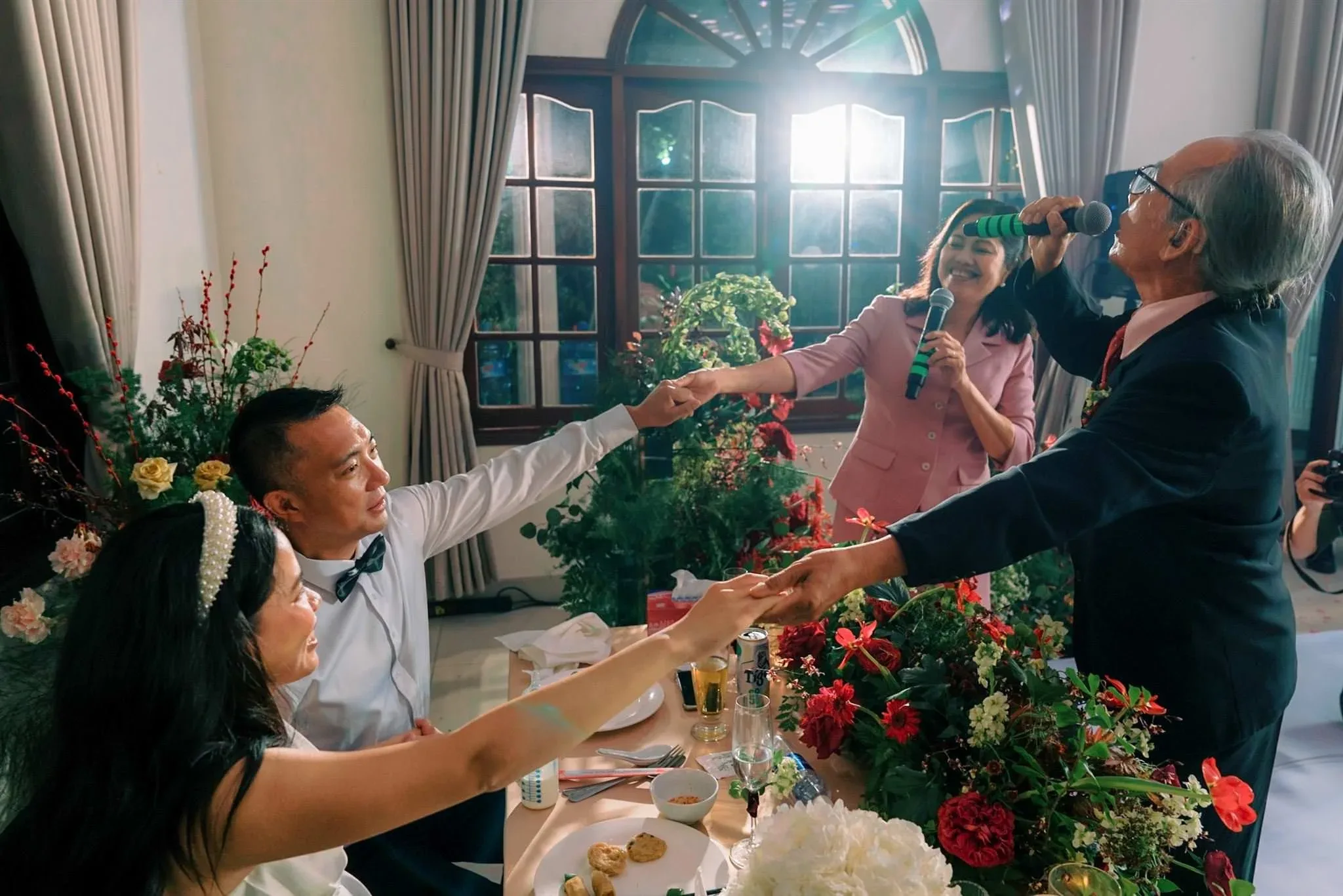 Anh Đoàn & Charles, Vow Renewal Ceremony in Sài Gòn — Pham Si Luan Photography (71)
