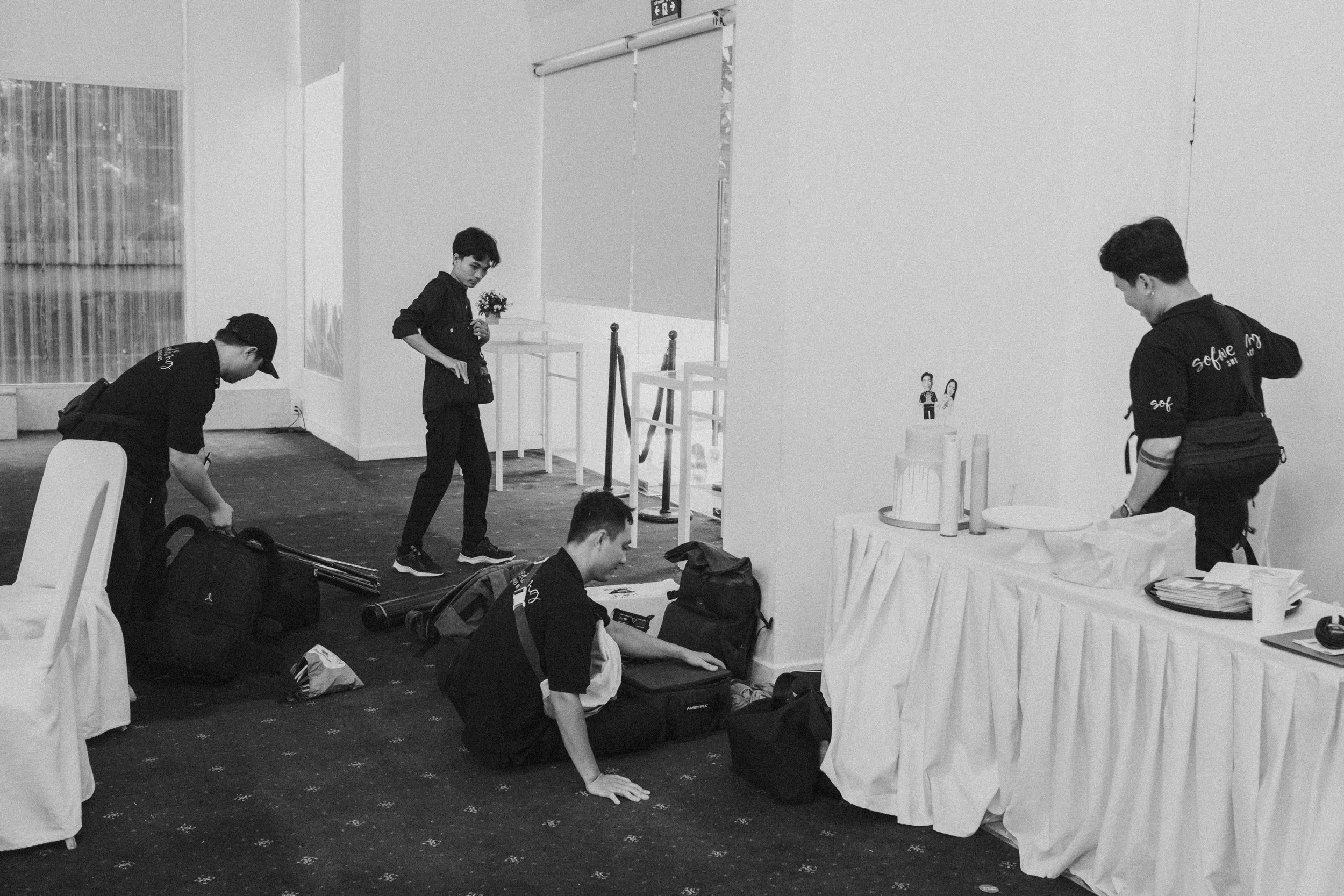 Chị Bi Trâm Nix Nhi , Behind The Services - Planners for Tuyền & Kiên — Pham Si Luan Photography (120)