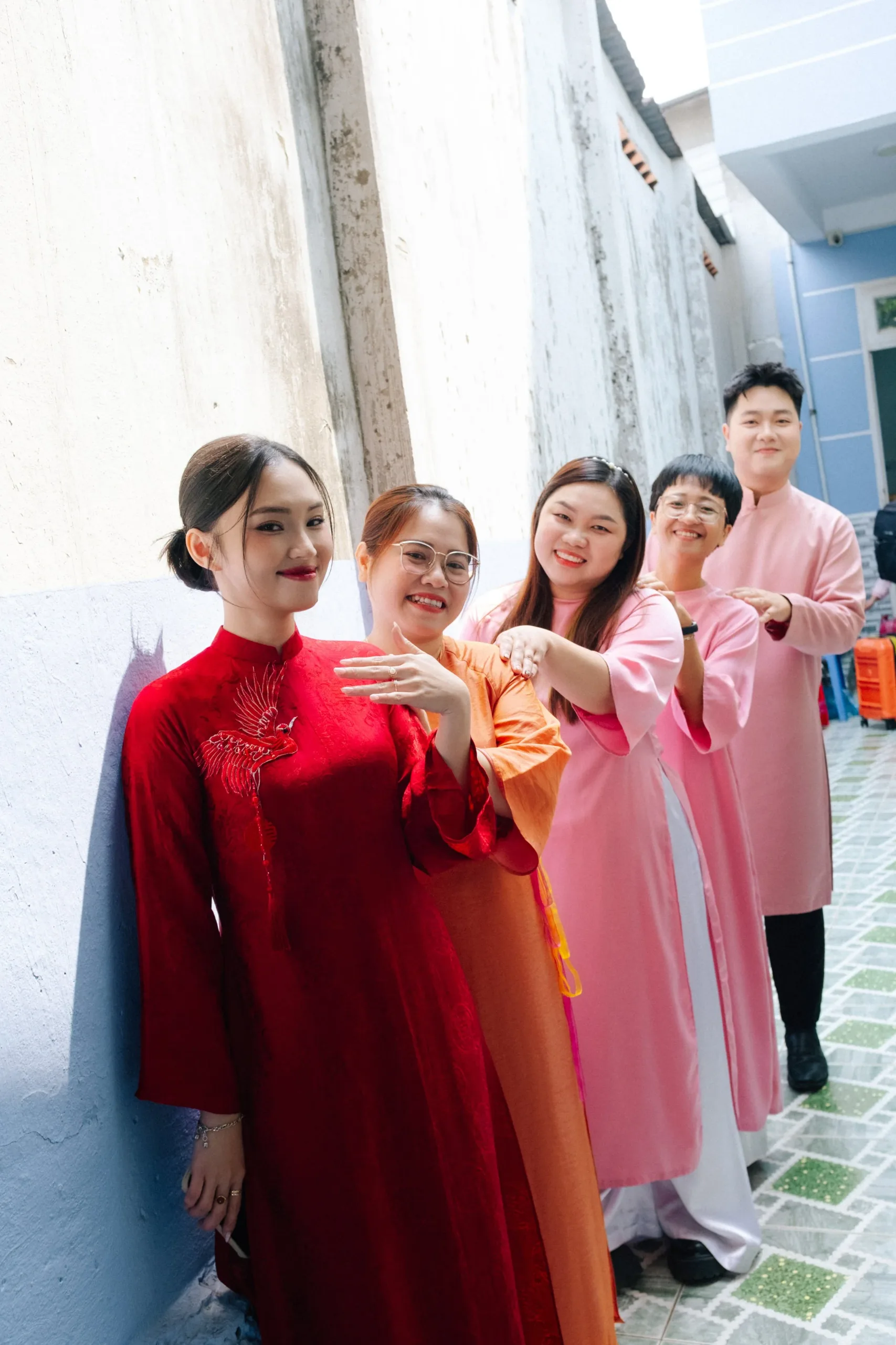 Hà & Daniel, Intimate British-Vietnamese Wedding at LA Garden & Private Home — Pham Si Luan Photography (10)