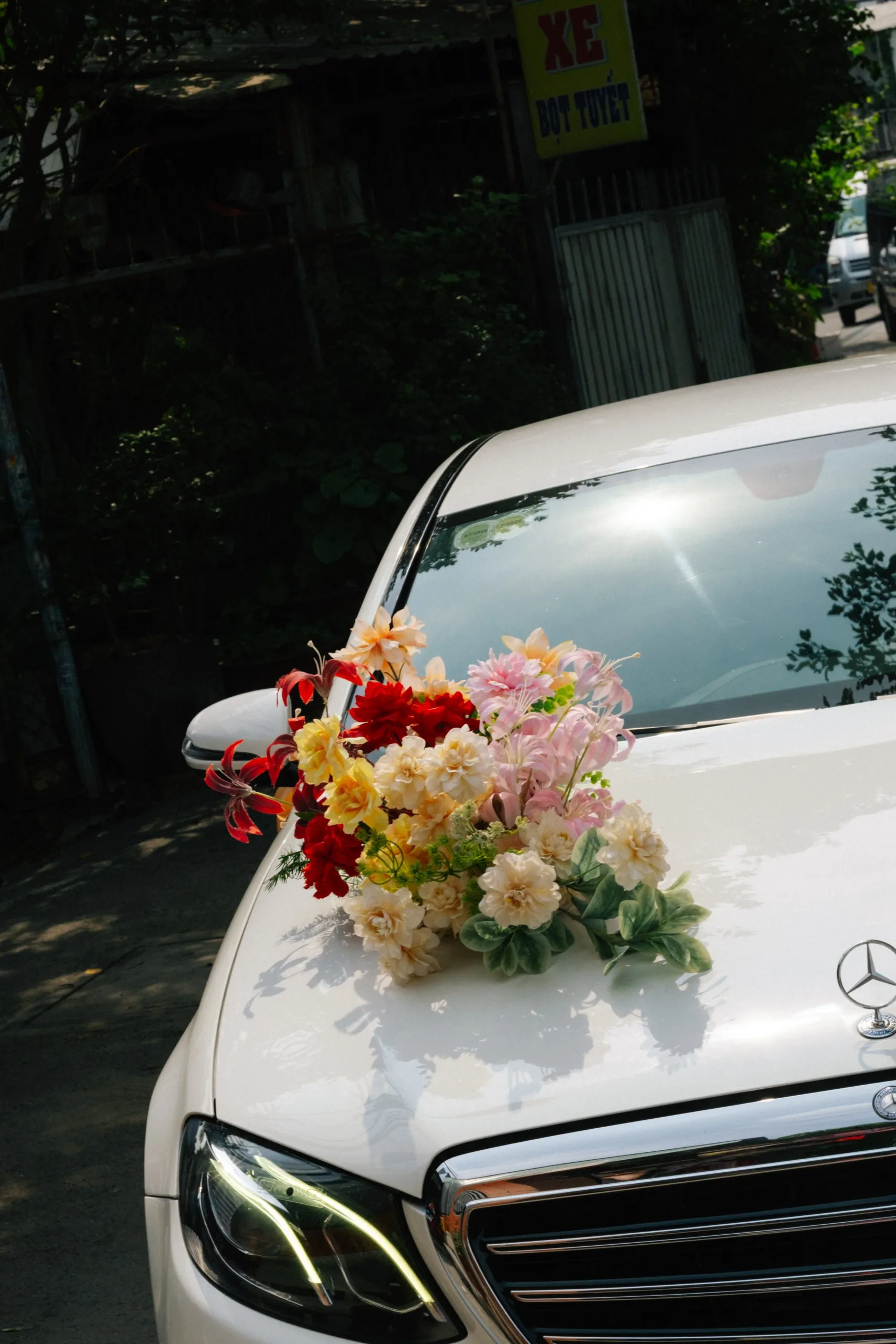 Hà & Daniel, Intimate British-Vietnamese Wedding at LA Garden & Private Home — Pham Si Luan Photography (52)