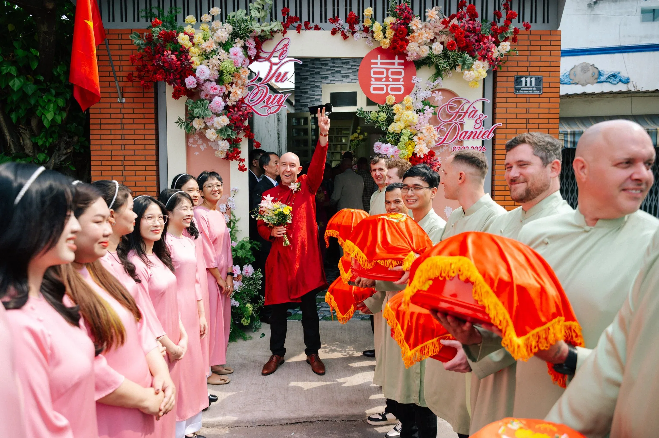 Hà & Daniel, Intimate British-Vietnamese Wedding at LA Garden & Private Home — Pham Si Luan Photography (63)