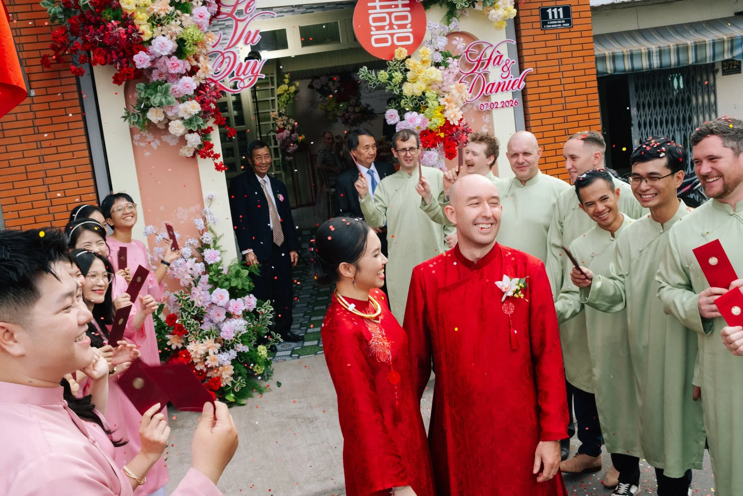 Hà & Daniel, Intimate British-Vietnamese Wedding at LA Garden & Private Home — Pham Si Luan Photography (107)