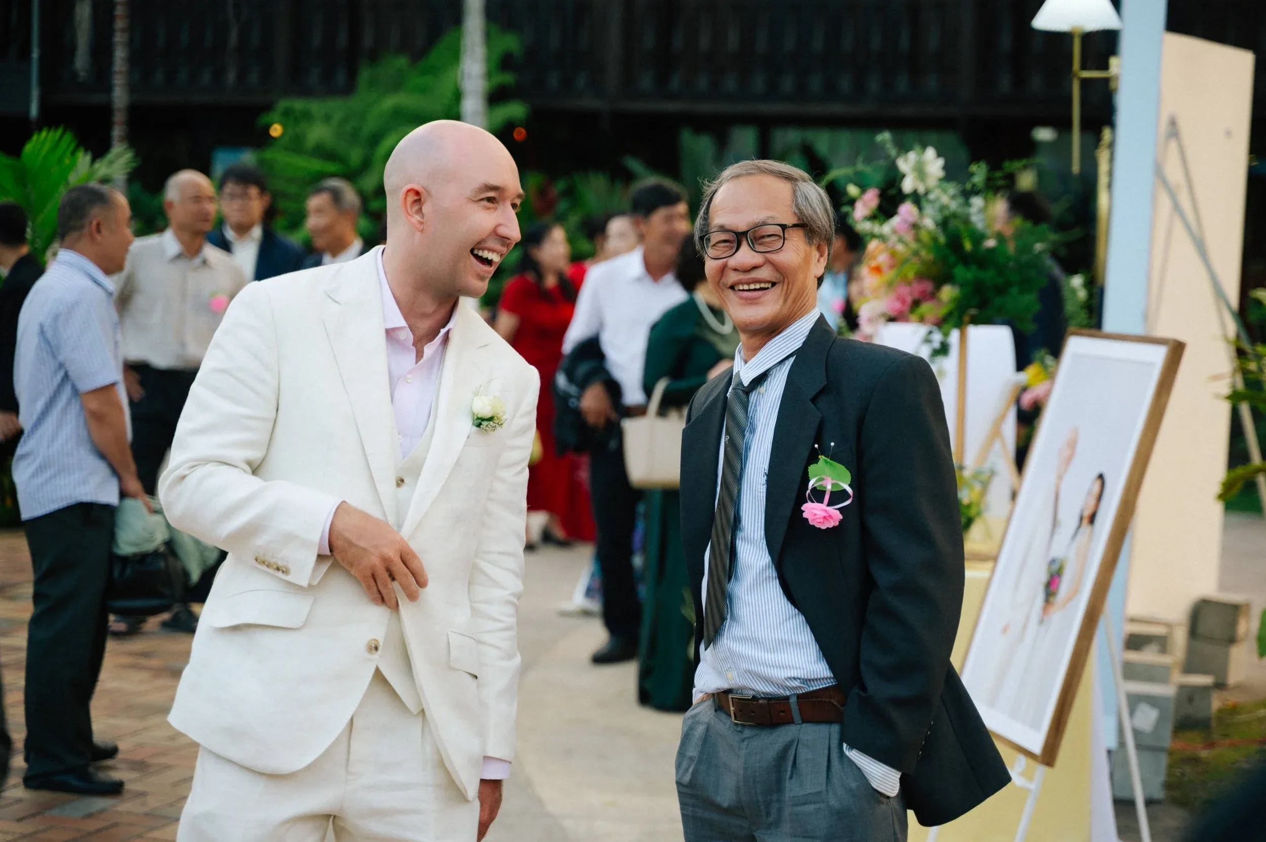 Hà & Daniel, Intimate British-Vietnamese Wedding at LA Garden & Private Home — Pham Si Luan Photography (136)