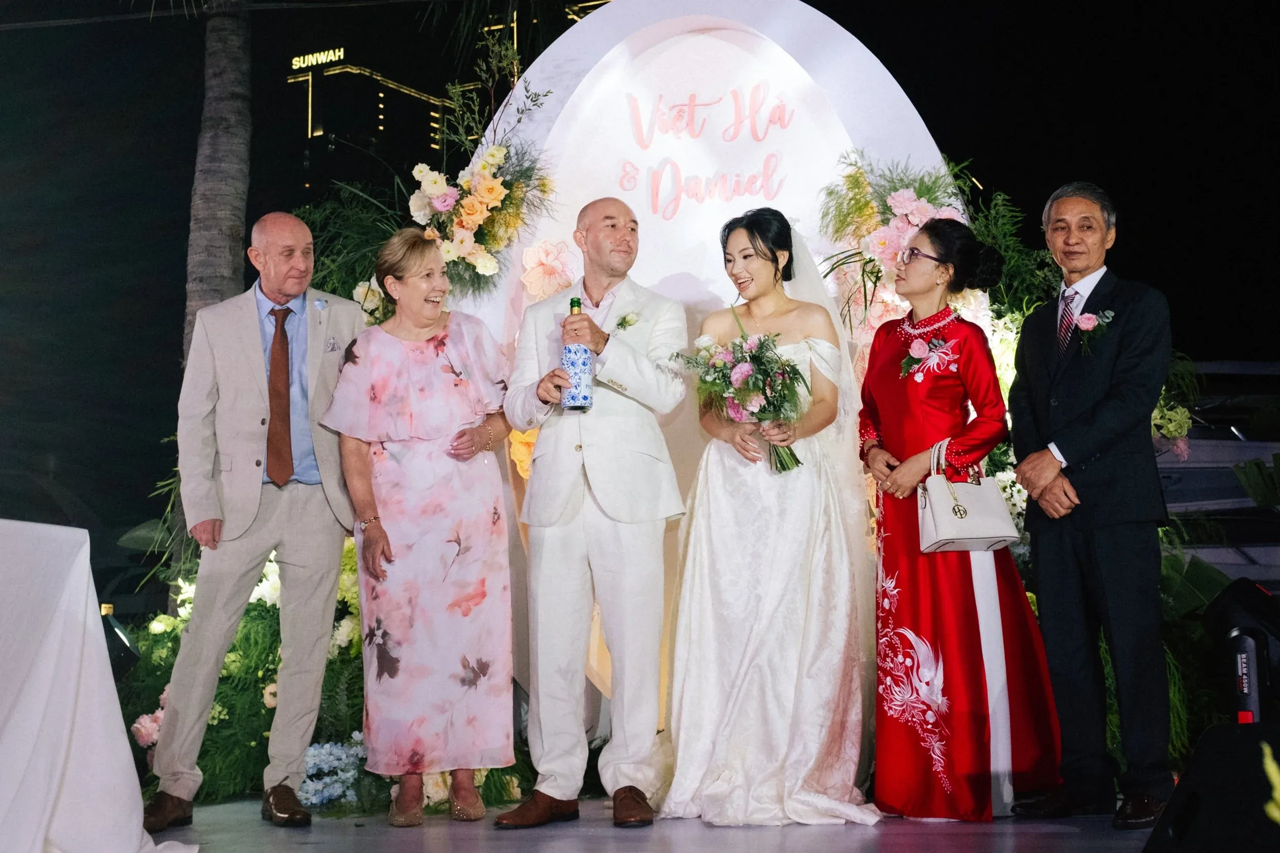 Hà & Daniel, Intimate British-Vietnamese Wedding at LA Garden & Private Home — Pham Si Luan Photography (179)
