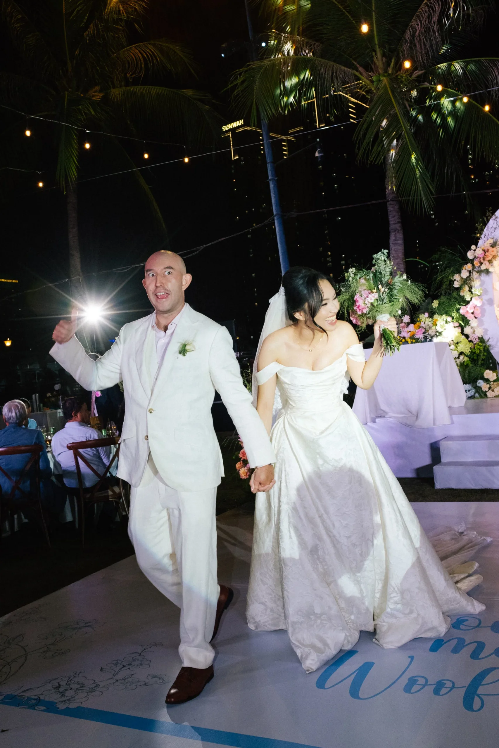 Hà & Daniel, Intimate British-Vietnamese Wedding at LA Garden & Private Home — Pham Si Luan Photography (185)