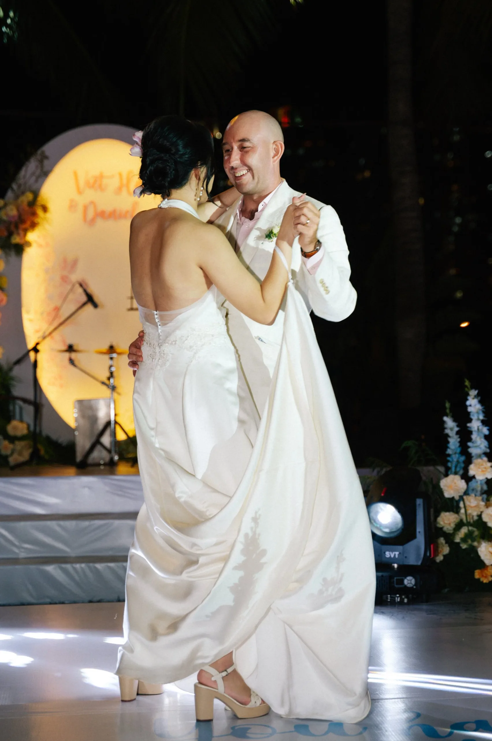 Hà & Daniel, Intimate British-Vietnamese Wedding at LA Garden & Private Home — Pham Si Luan Photography (207)