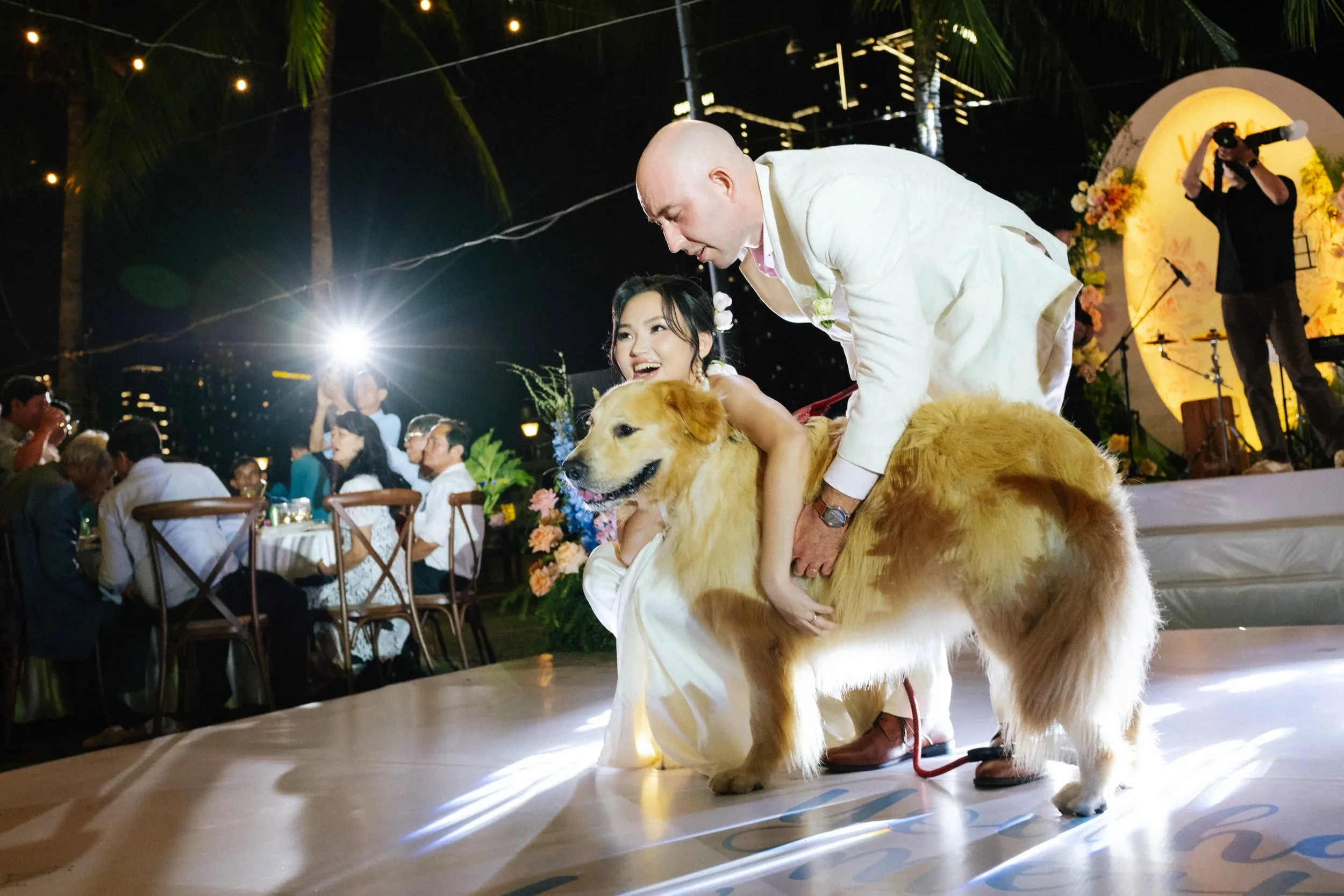 Hà & Daniel, Intimate British-Vietnamese Wedding at LA Garden & Private Home — Pham Si Luan Photography (217)