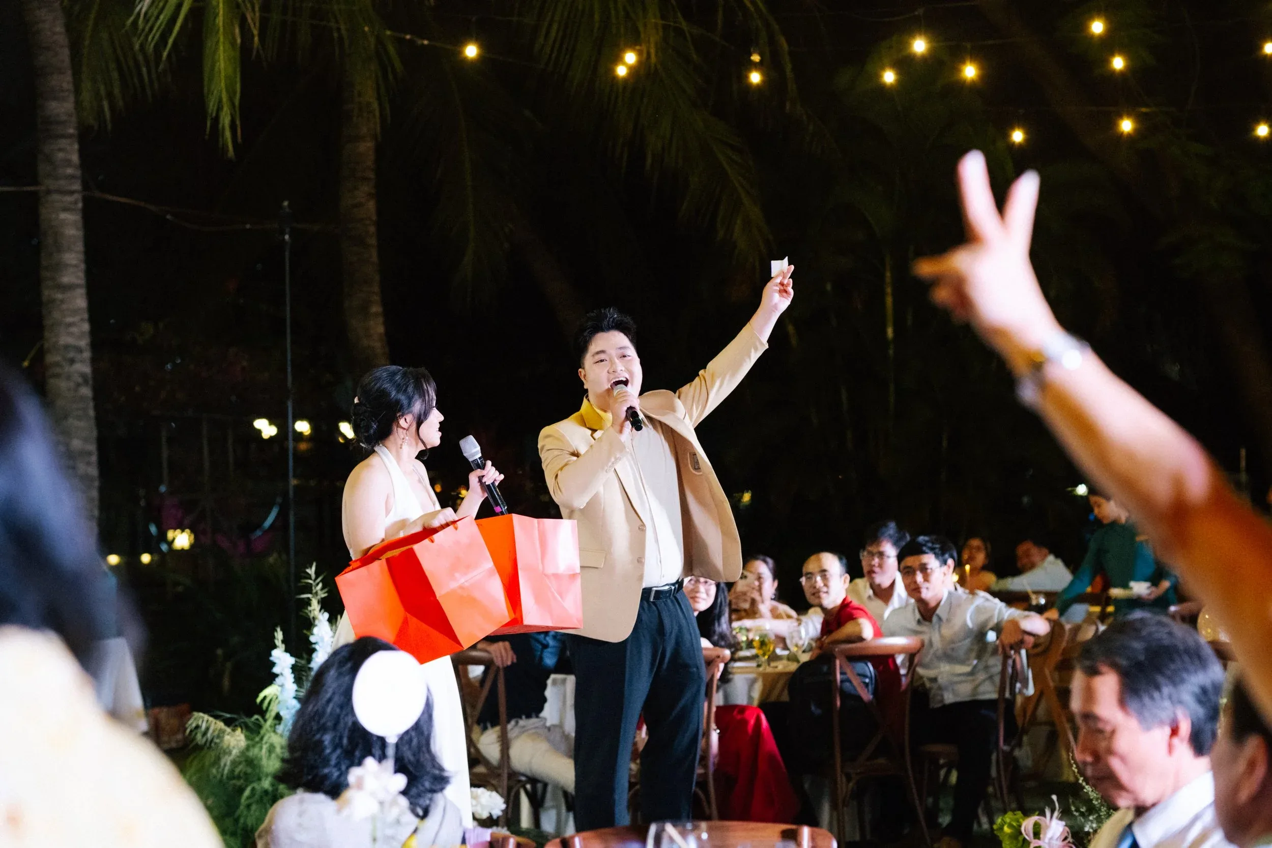 Hà & Daniel, Intimate British-Vietnamese Wedding at LA Garden & Private Home — Pham Si Luan Photography (226)
