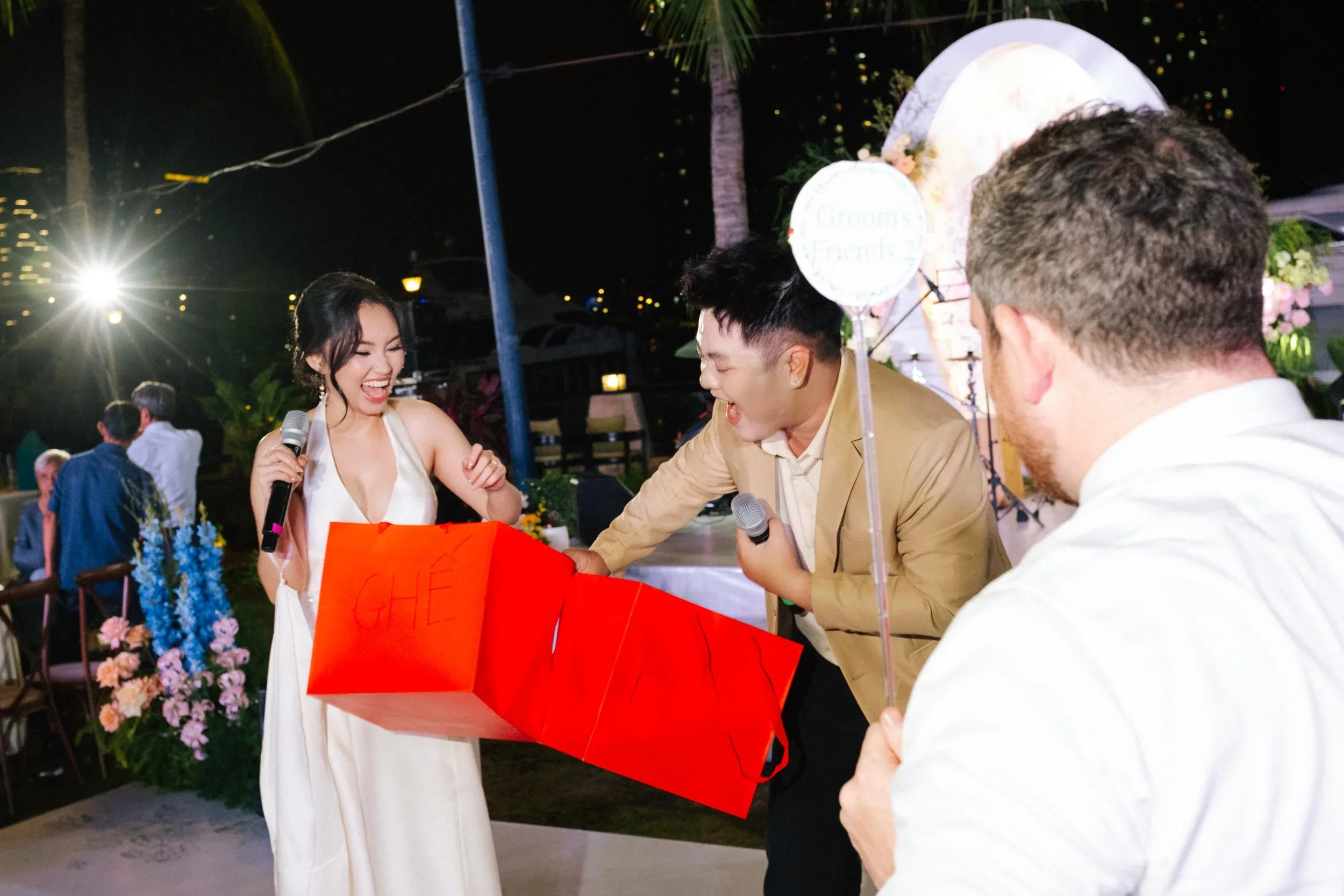 Hà & Daniel, Intimate British-Vietnamese Wedding at LA Garden & Private Home — Pham Si Luan Photography (231)