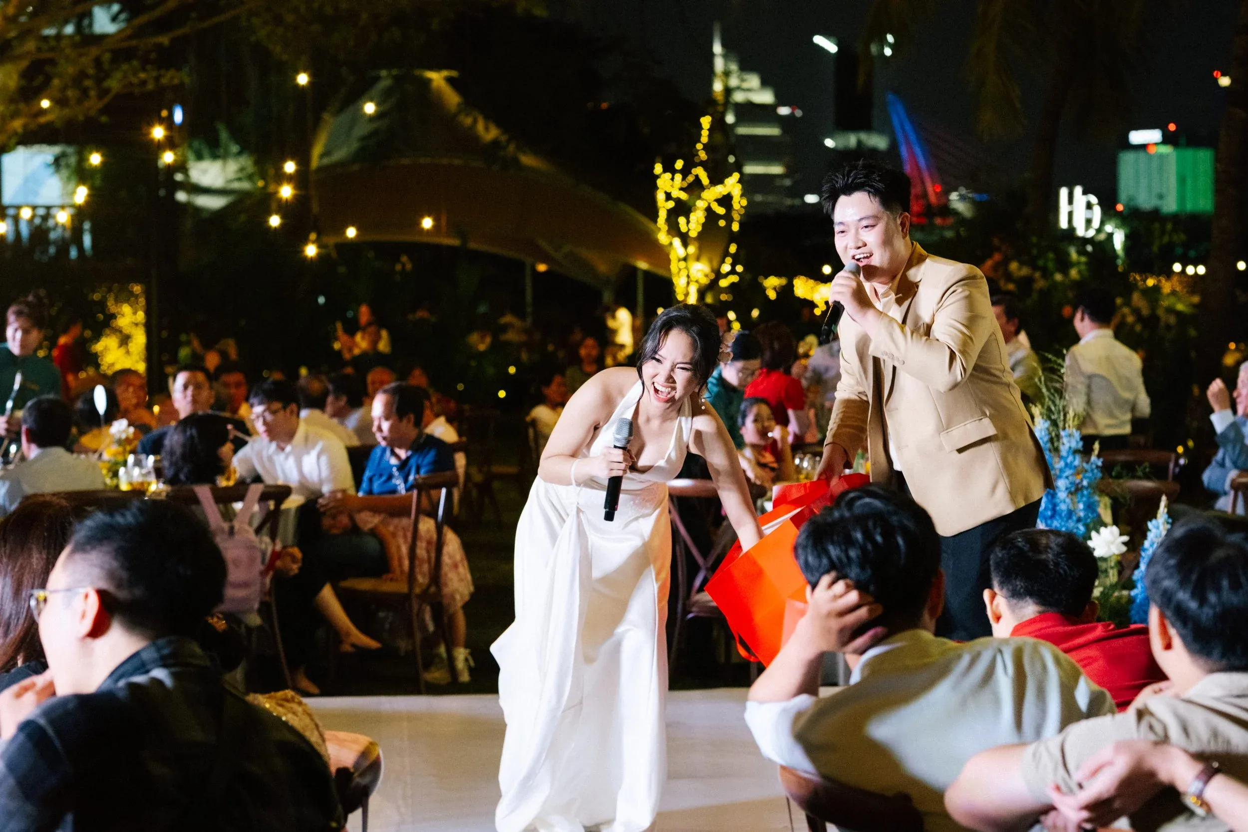 Hà & Daniel, Intimate British-Vietnamese Wedding at LA Garden & Private Home — Pham Si Luan Photography (233)