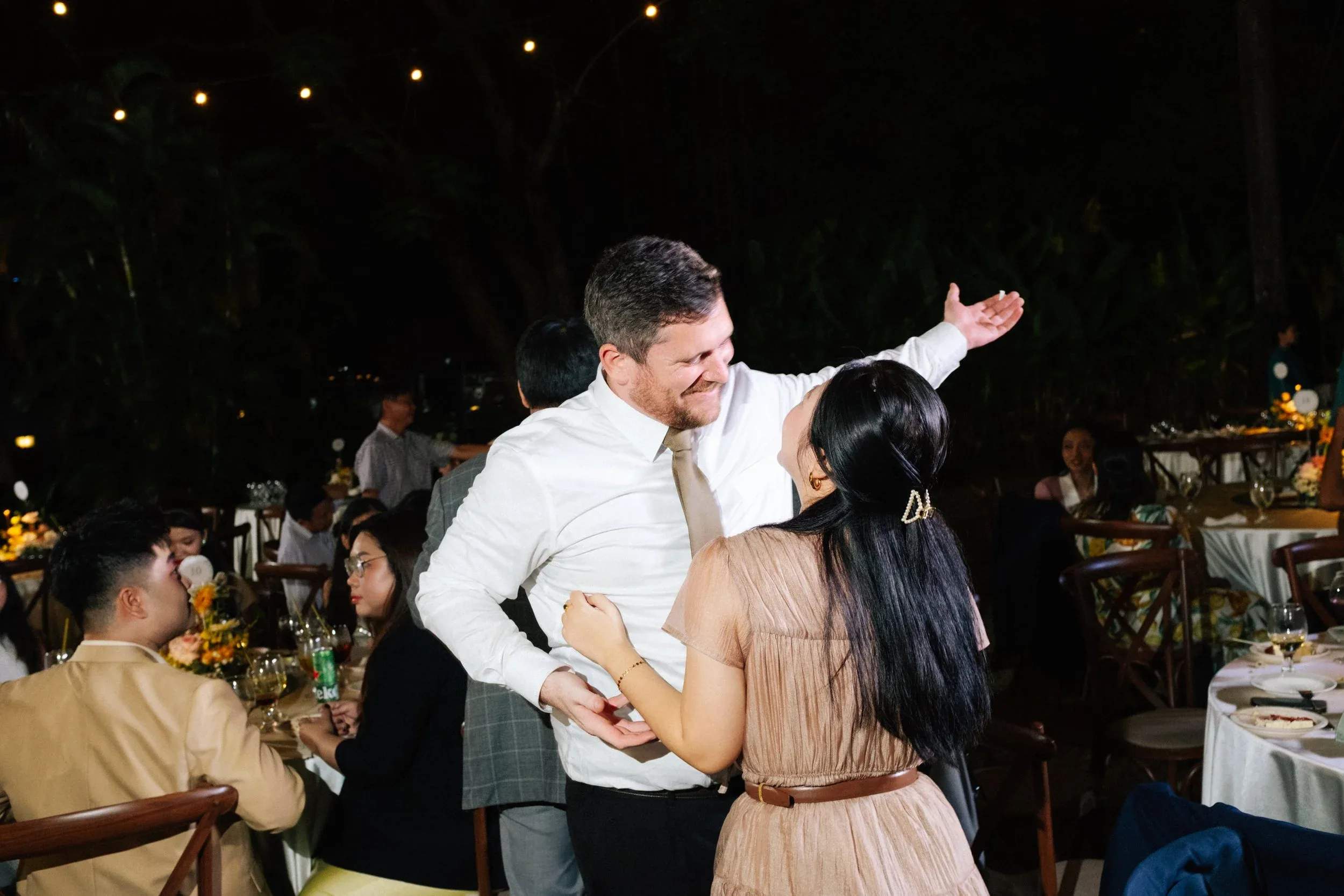 Hà & Daniel, Intimate British-Vietnamese Wedding at LA Garden & Private Home — Pham Si Luan Photography (241)