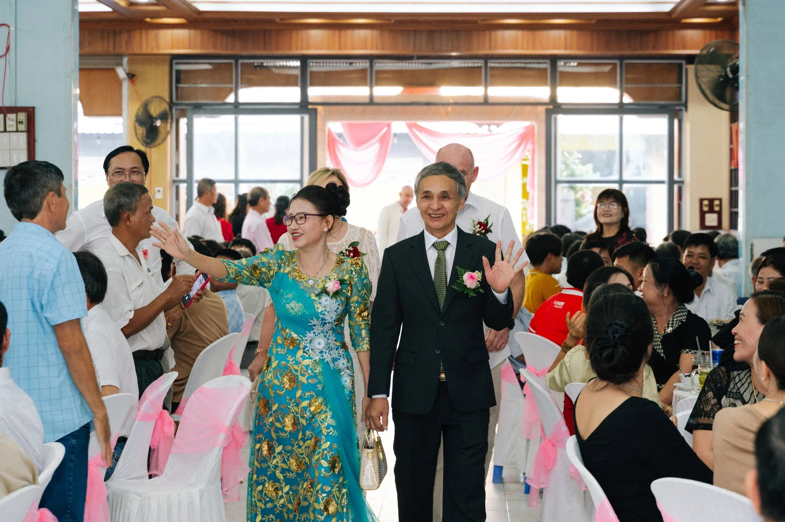 Hà & Daniel, Authentic Traditional Wedding Ceremony in Kien Luong — Pham Si Luan Photography (69)