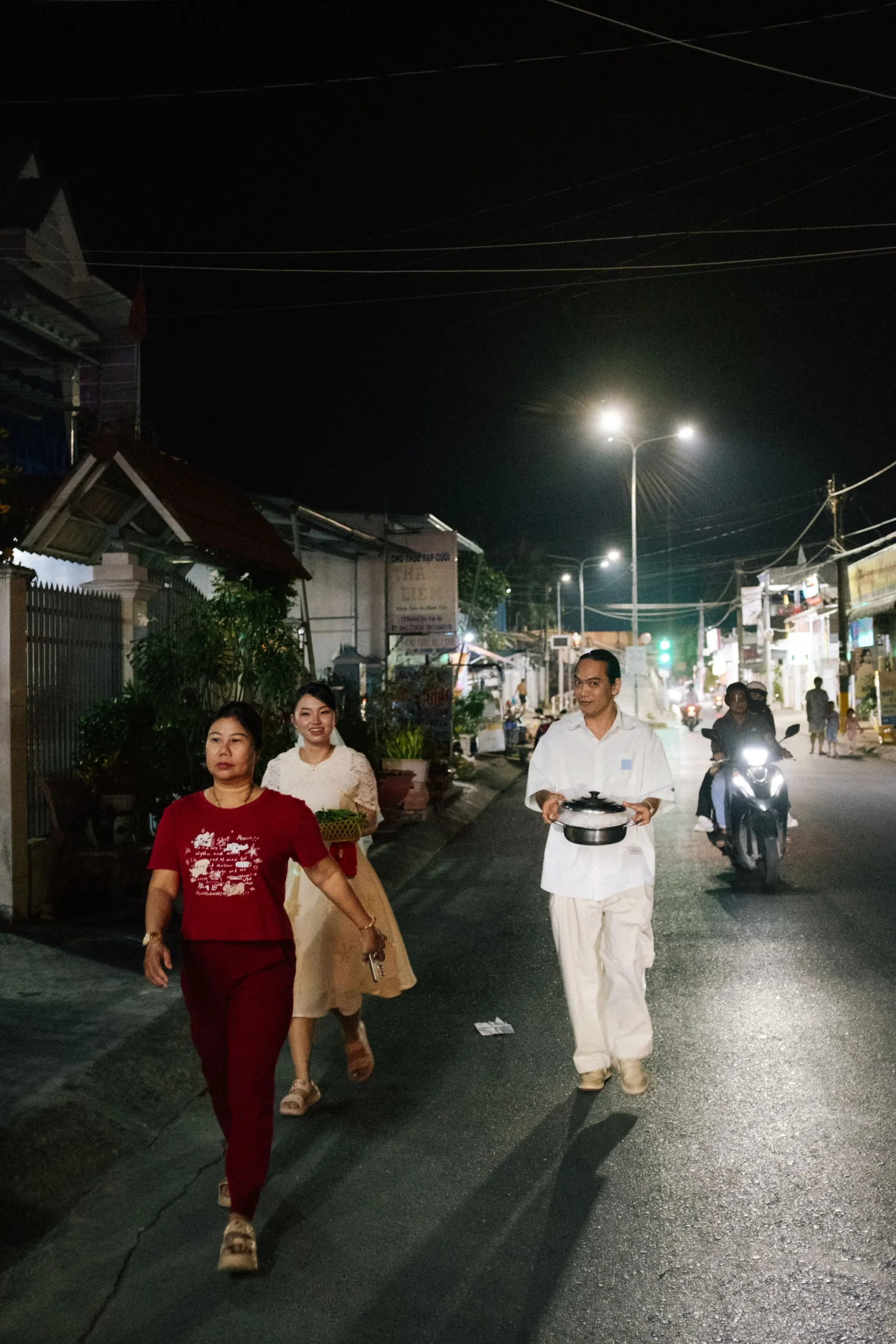 Hà & Daniel, Authentic Traditional Wedding Ceremony in Kien Luong — Pham Si Luan Photography (133)