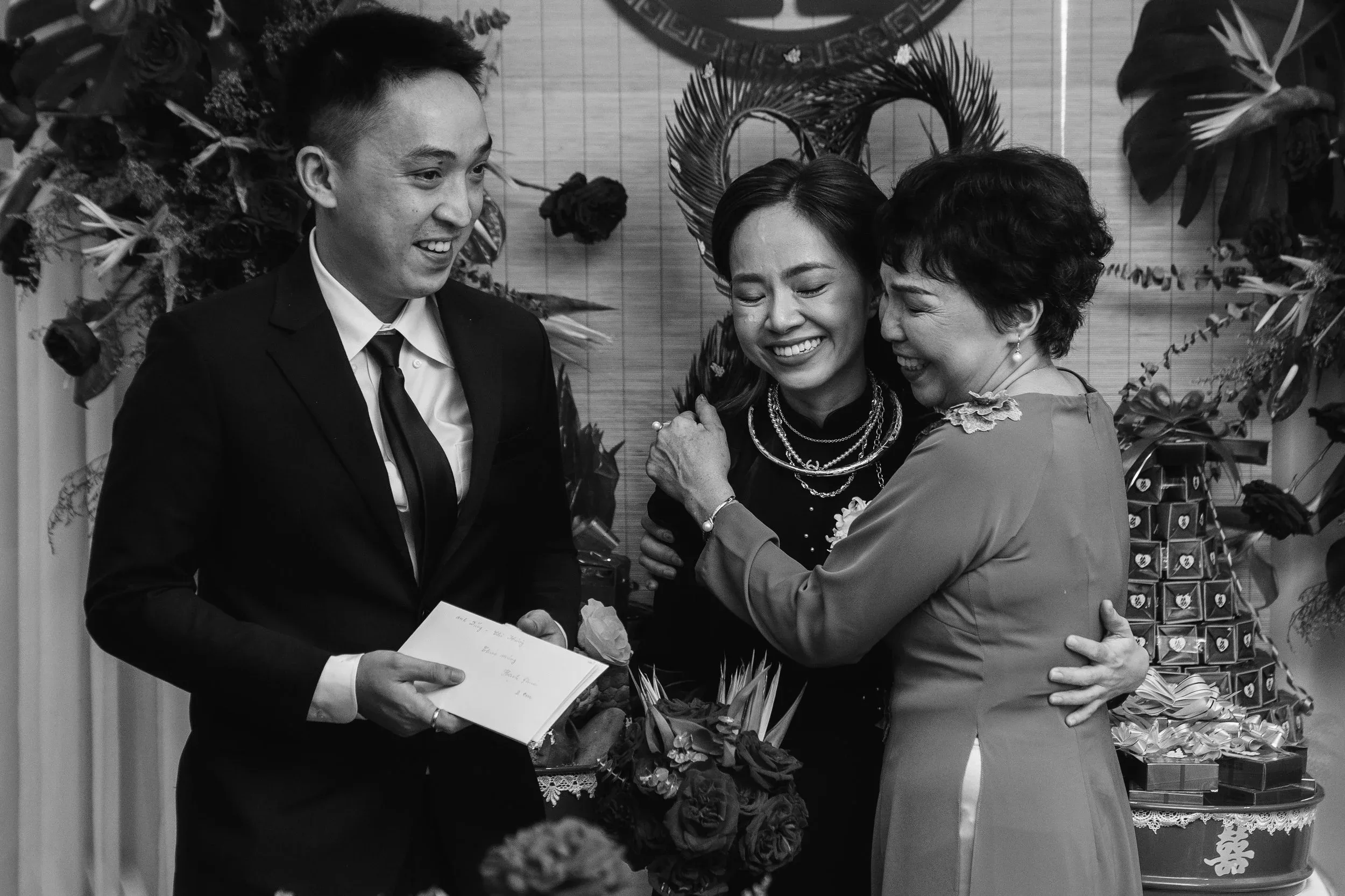 Hà & Quân, Wedding Day in Sài Gòn — Pham Si Luan Photography (44)