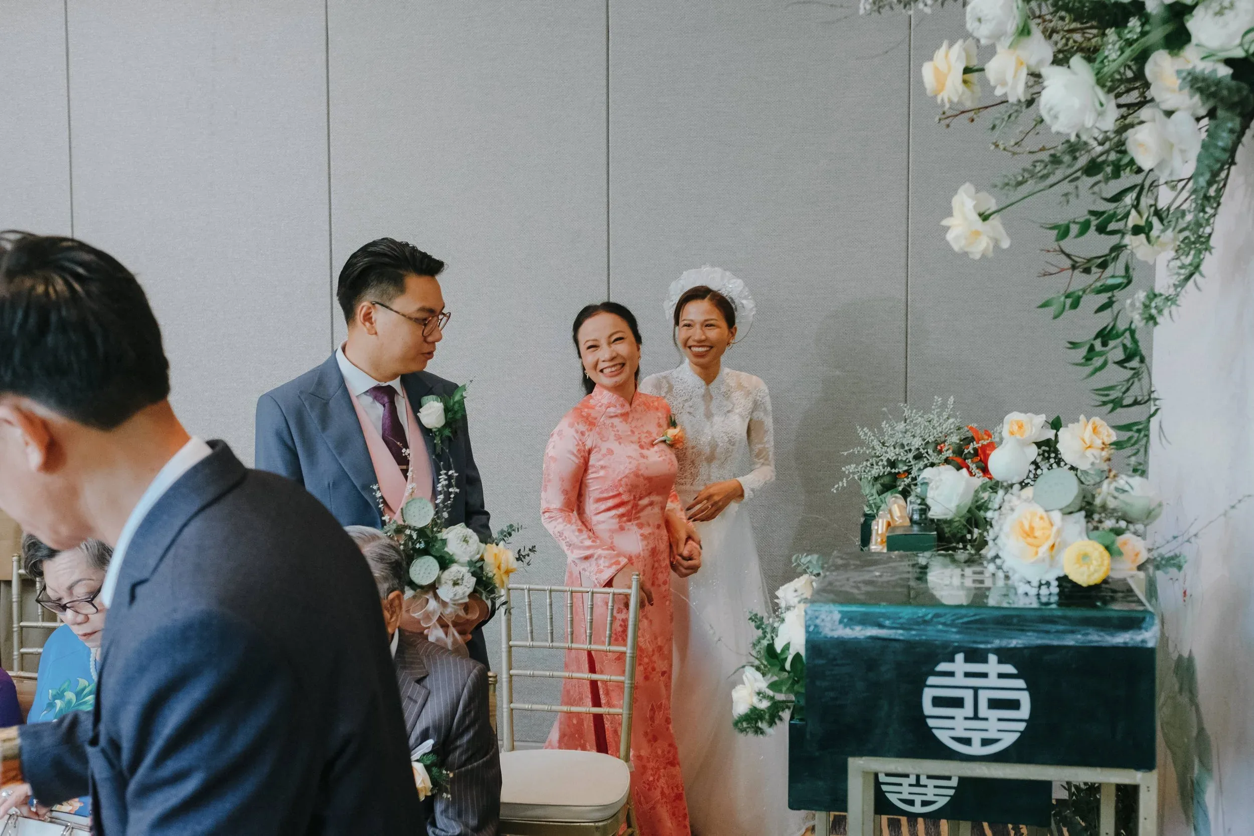 Kim Anh & Tuân, Wedding Day in Sài Gòn — Pham Si Luan Photography (18)
