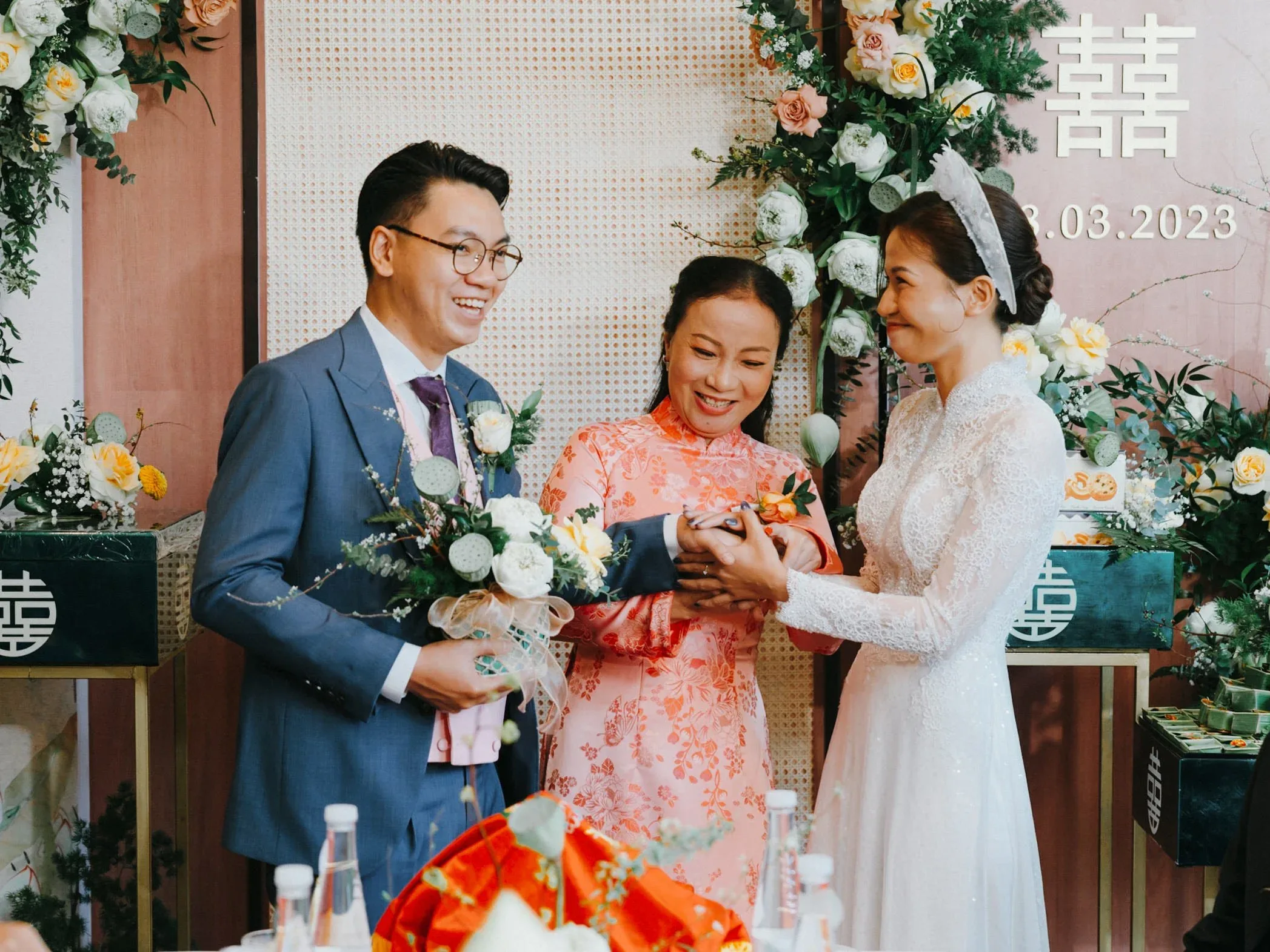 Kim Anh & Tuân, Wedding Day in Sài Gòn — Pham Si Luan Photography (19)