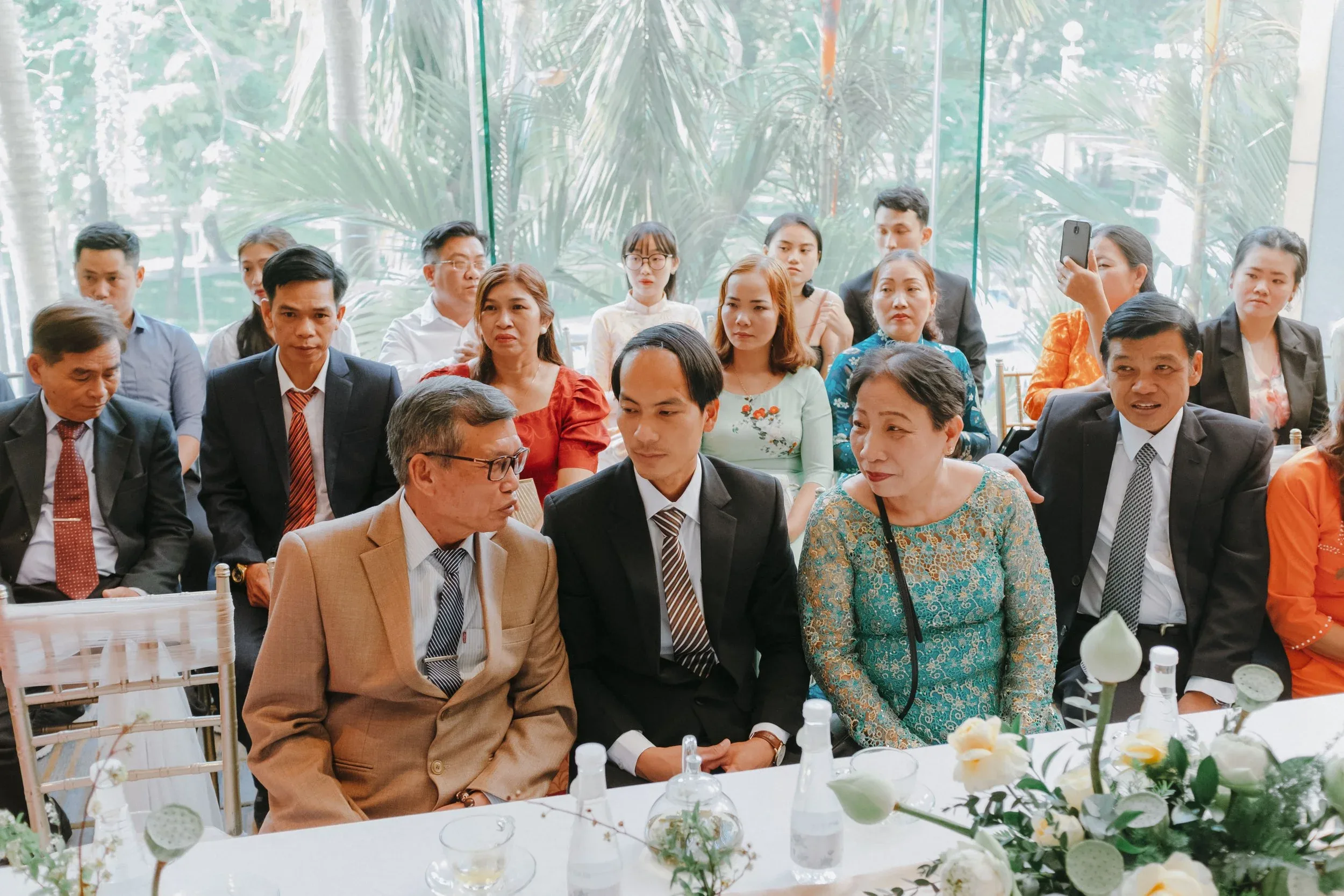 Kim Anh & Tuân, Wedding Day in Sài Gòn — Pham Si Luan Photography (22)
