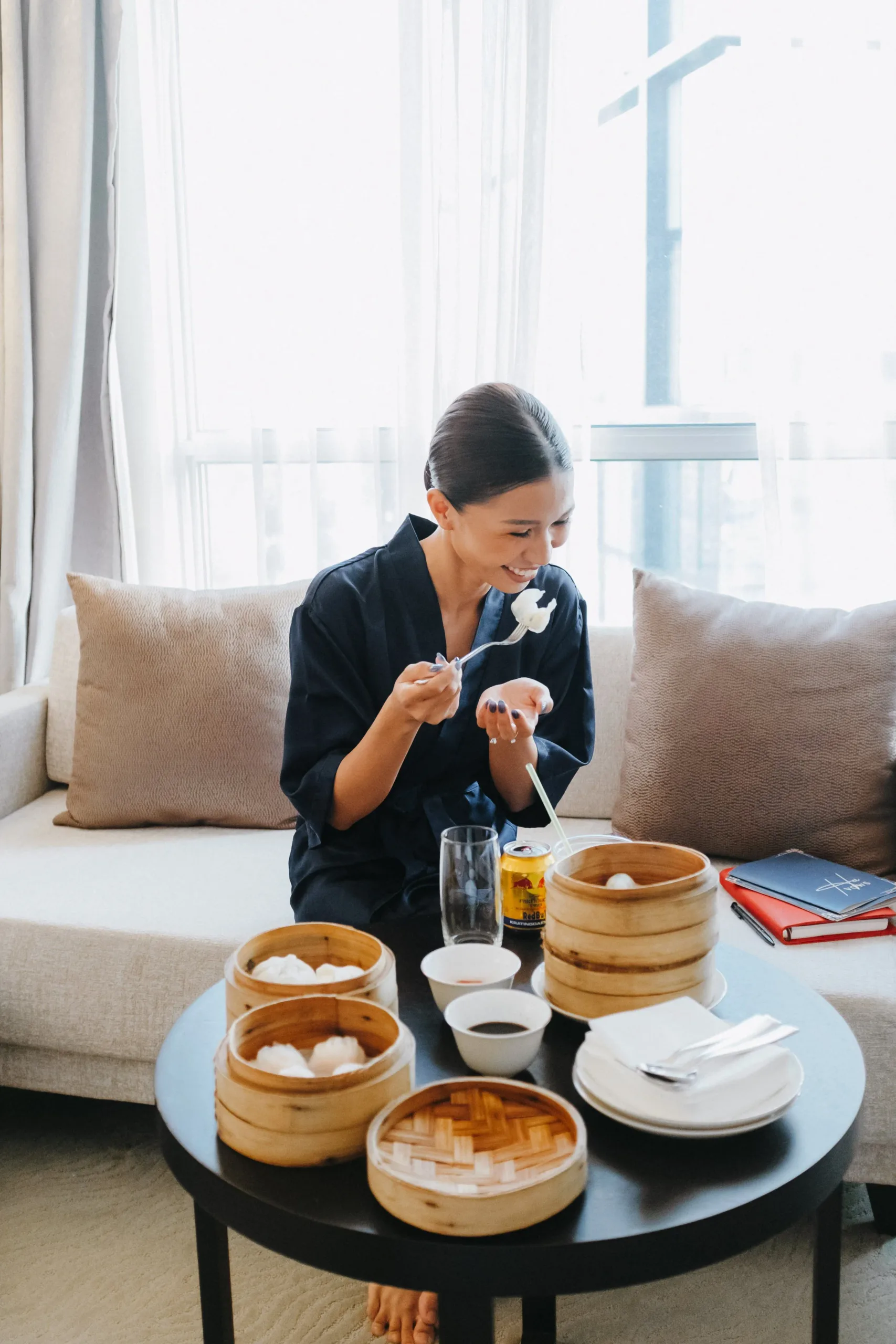 Kim Anh & Tuân, Wedding Day in Sài Gòn — Pham Si Luan Photography (51)