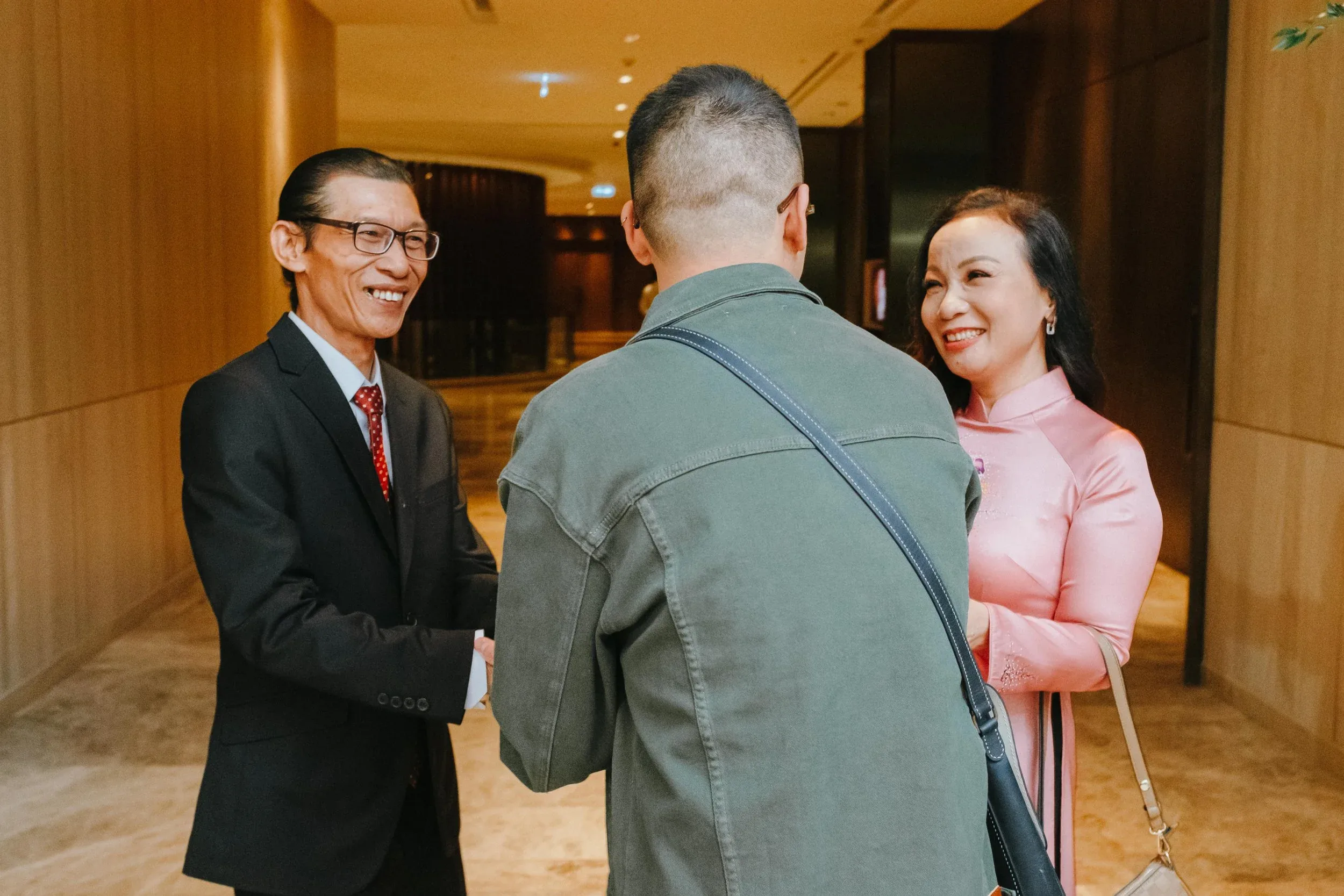 Kim Anh & Tuân, Wedding Day in Sài Gòn — Pham Si Luan Photography (63)