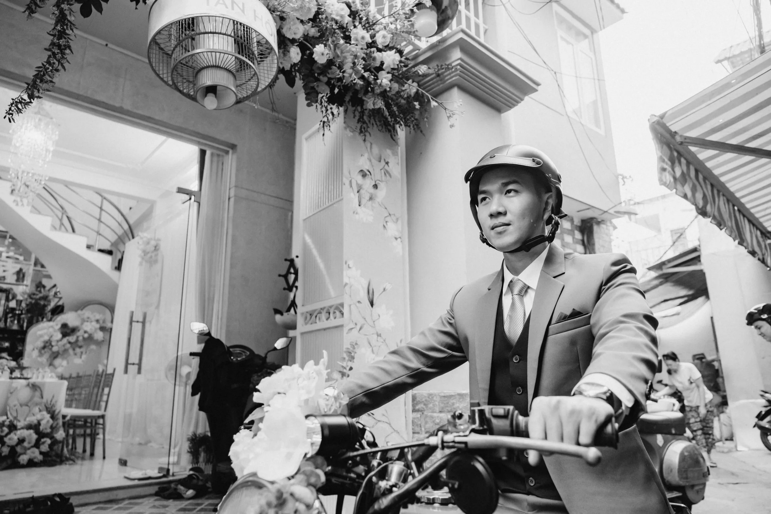 Linh & Đắc, Wedding Day in Saigon — Pham Si Luan Photography (15)