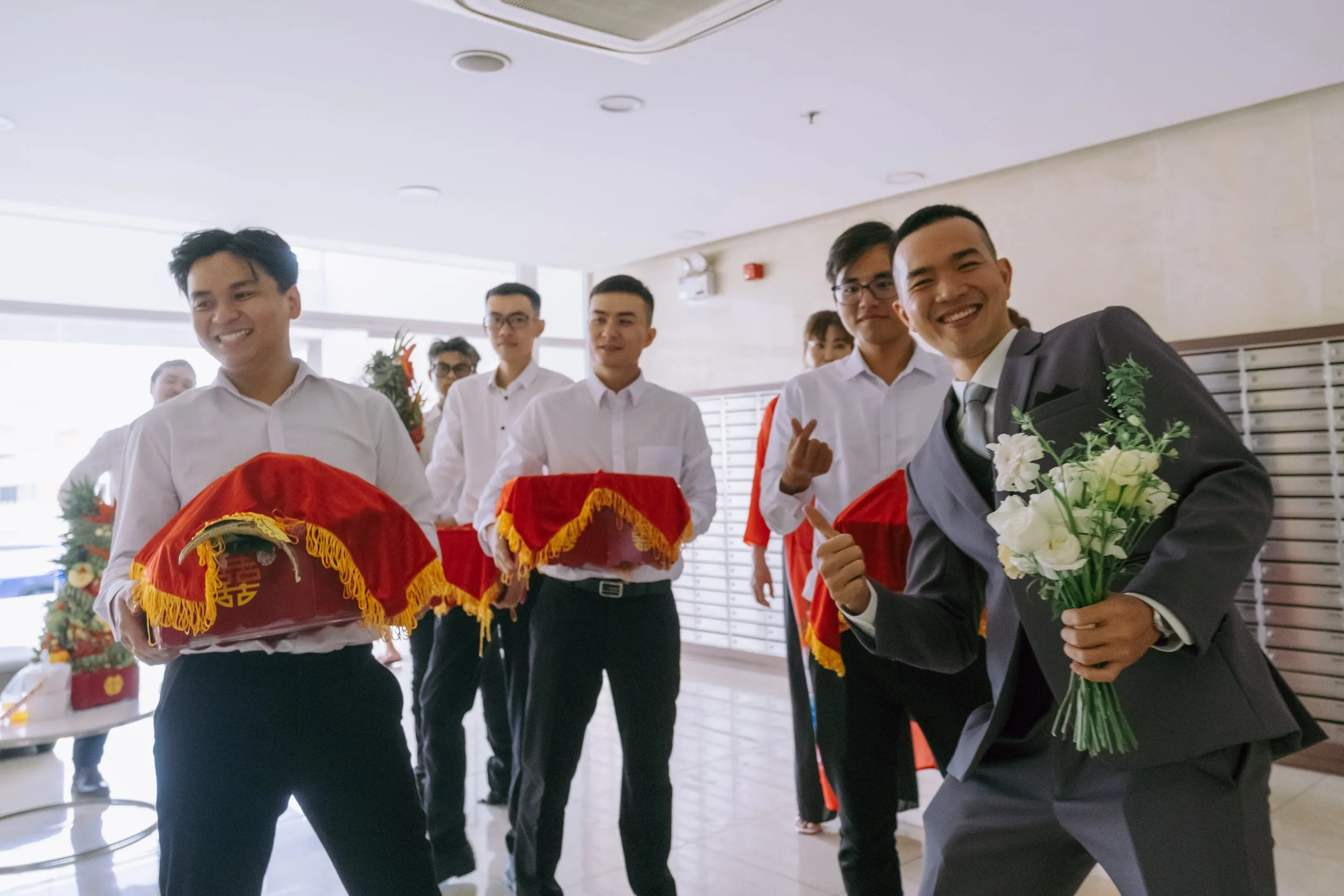 Linh & Đắc, Wedding Day in Saigon — Pham Si Luan Photography (30)