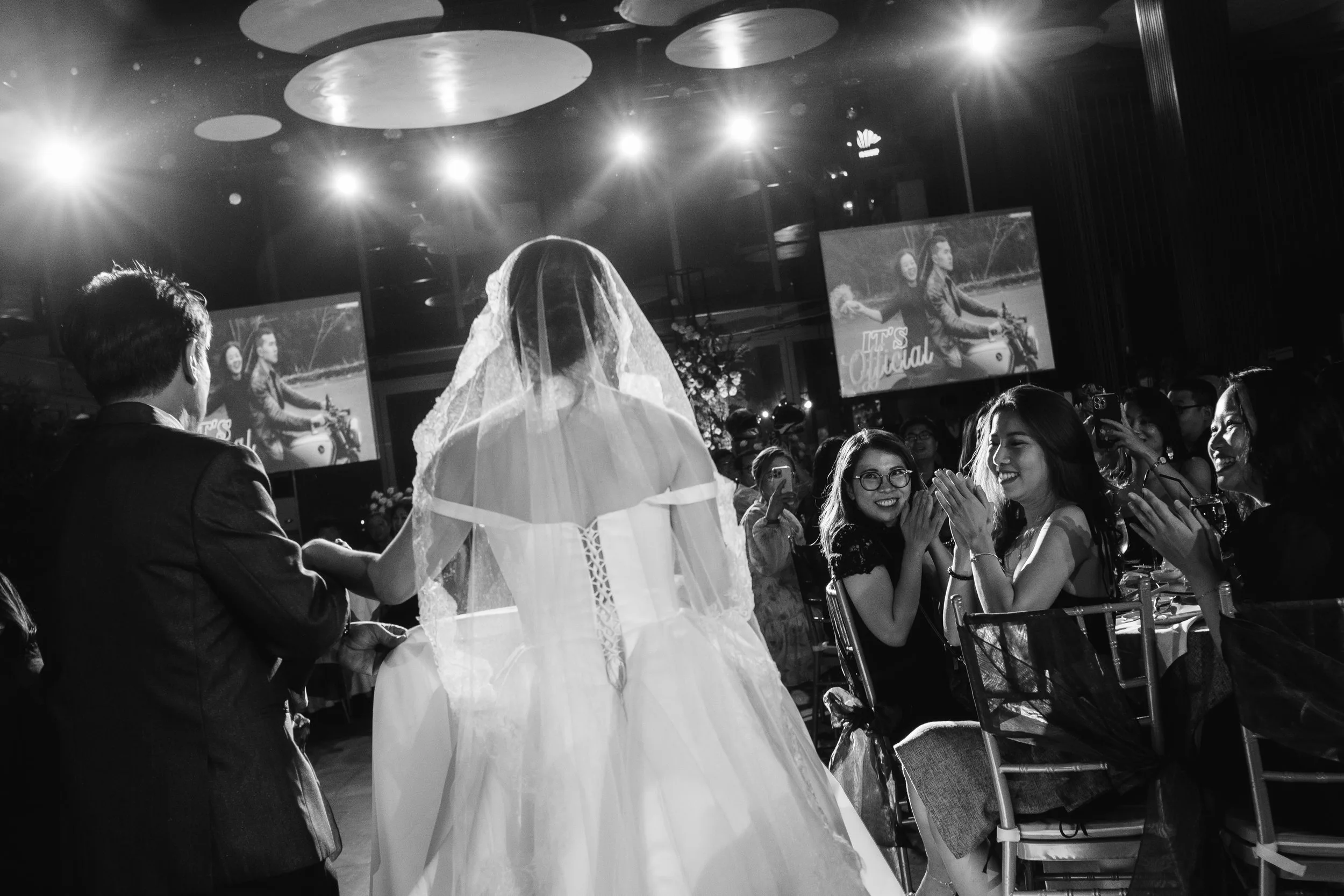 Linh & Đắc, Wedding Day in Saigon — Pham Si Luan Photography (107)