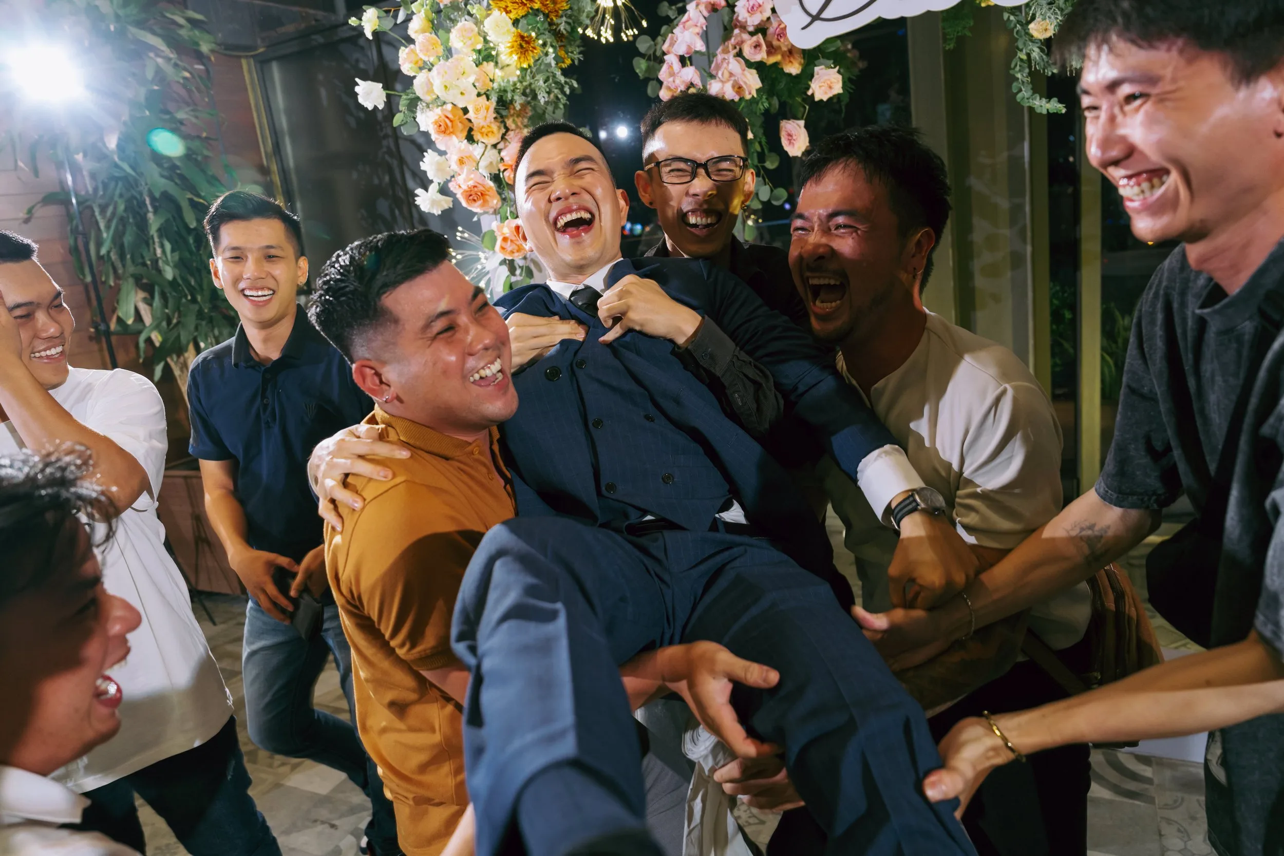 Linh & Đắc, Wedding Day in Saigon — Pham Si Luan Photography (160)