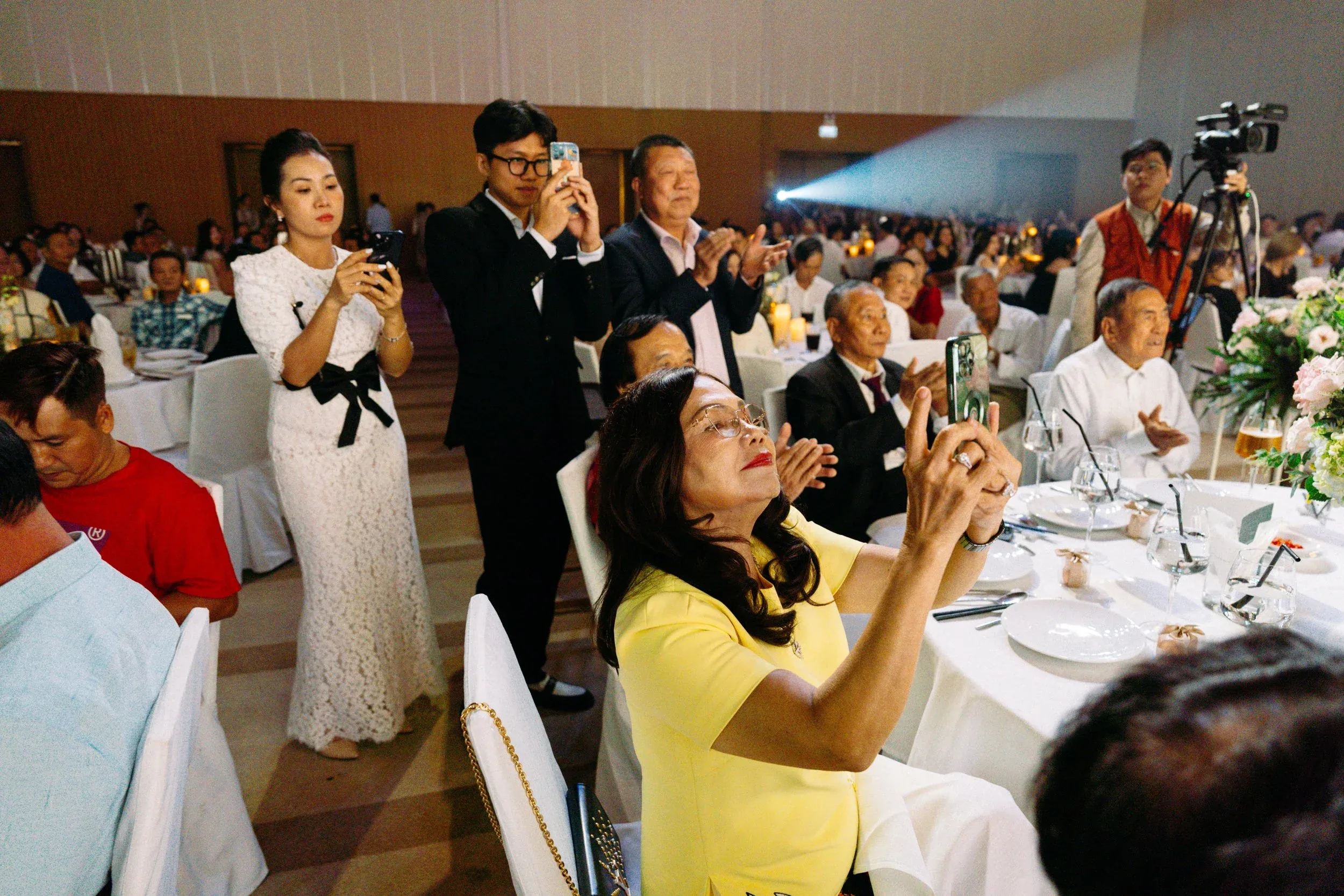 Linh & Tân, Wedding Ceremony in Sài Gòn — Pham Si Luan Photography (52)