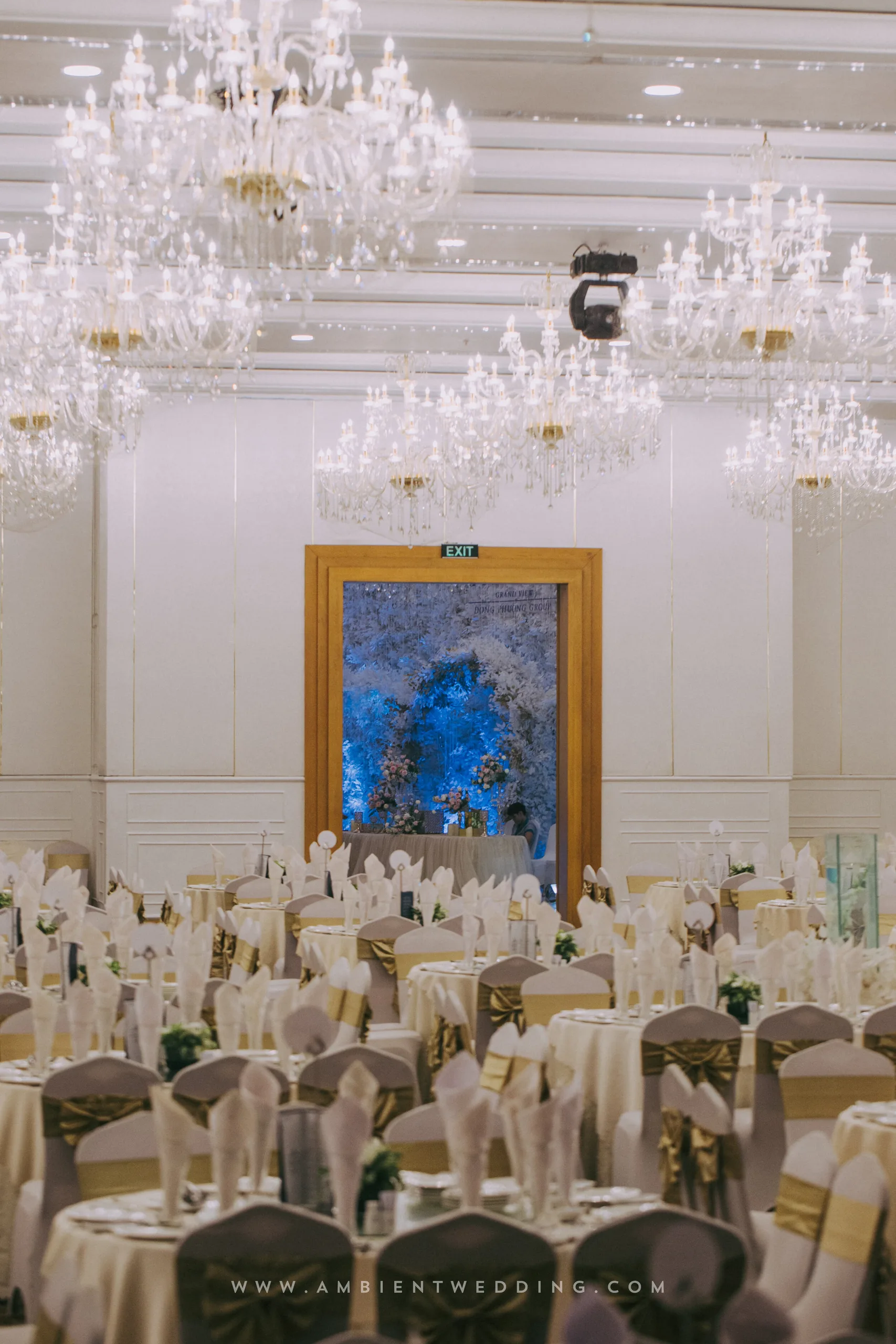 Minh & Nguyên, Wedding Day in Sài Gòn — Pham Si Luan Photography (55)