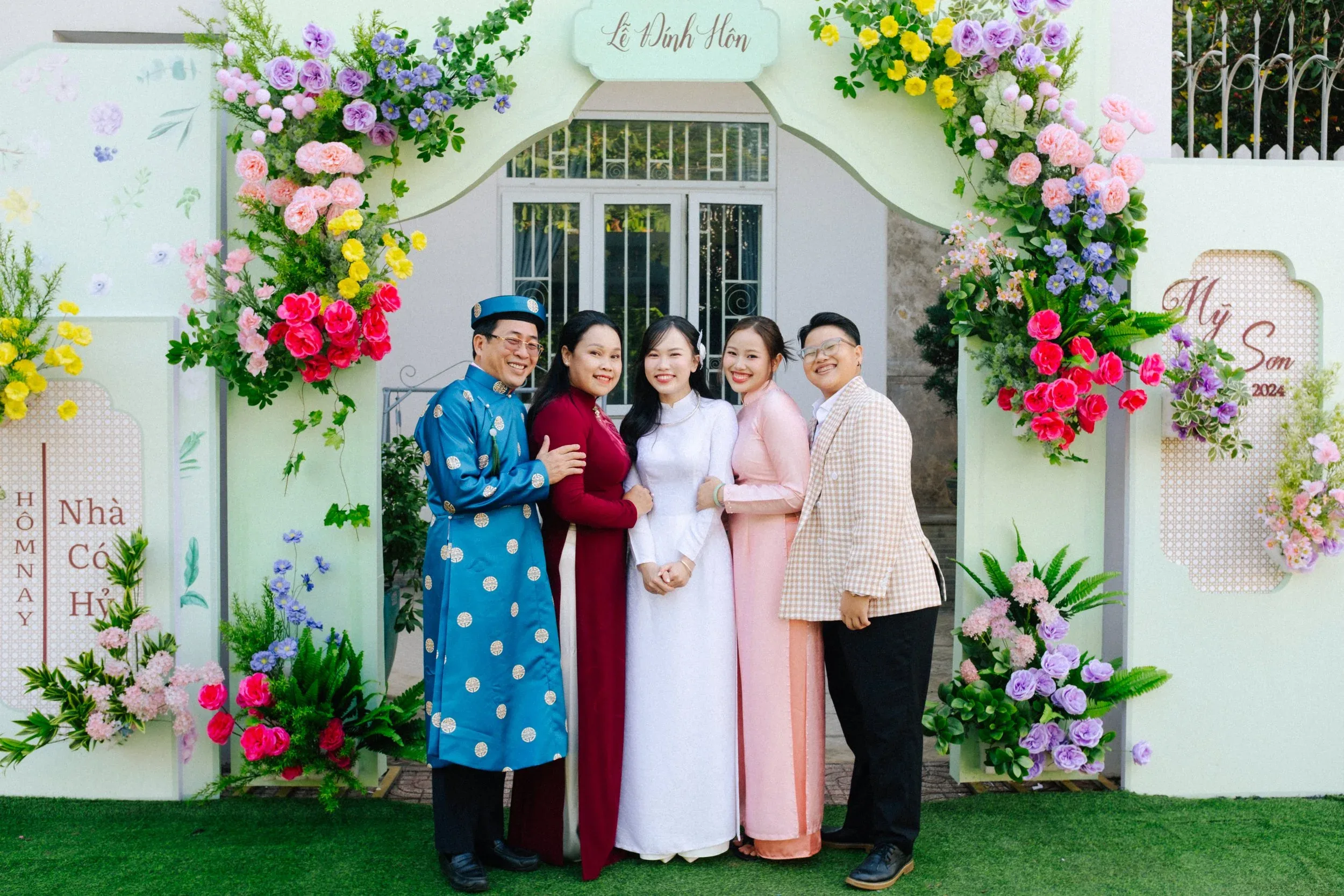 Mỹ & Sơn, Engagement Ceremony in Bien Hoa — Pham Si Luan Photography (38)