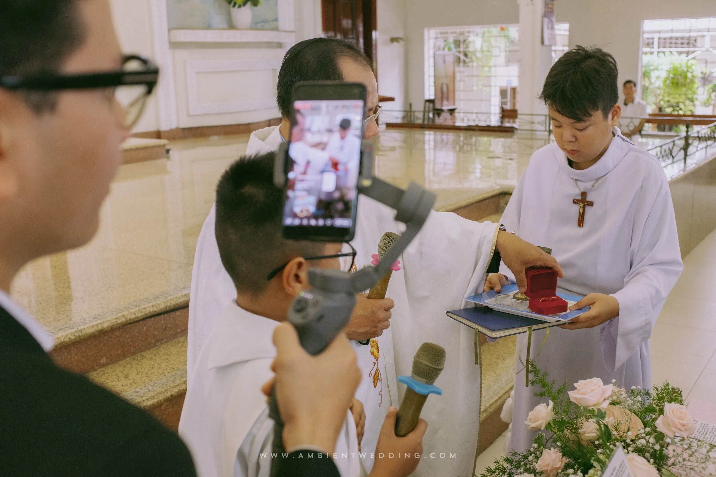 Nhung & Nguyên, Church Wedding Ceremony in Sài Gòn — Pham Si Luan Photography (41)