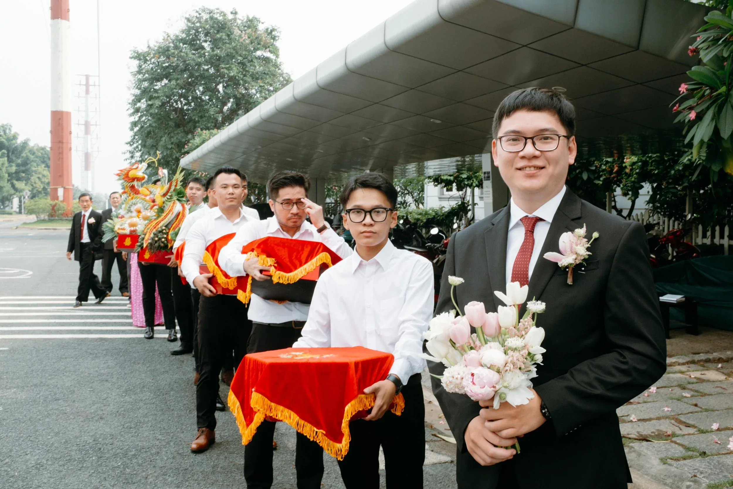 Phuong & Huy, Wedding Day in Saigon — Pham Si Luan Photography (16)