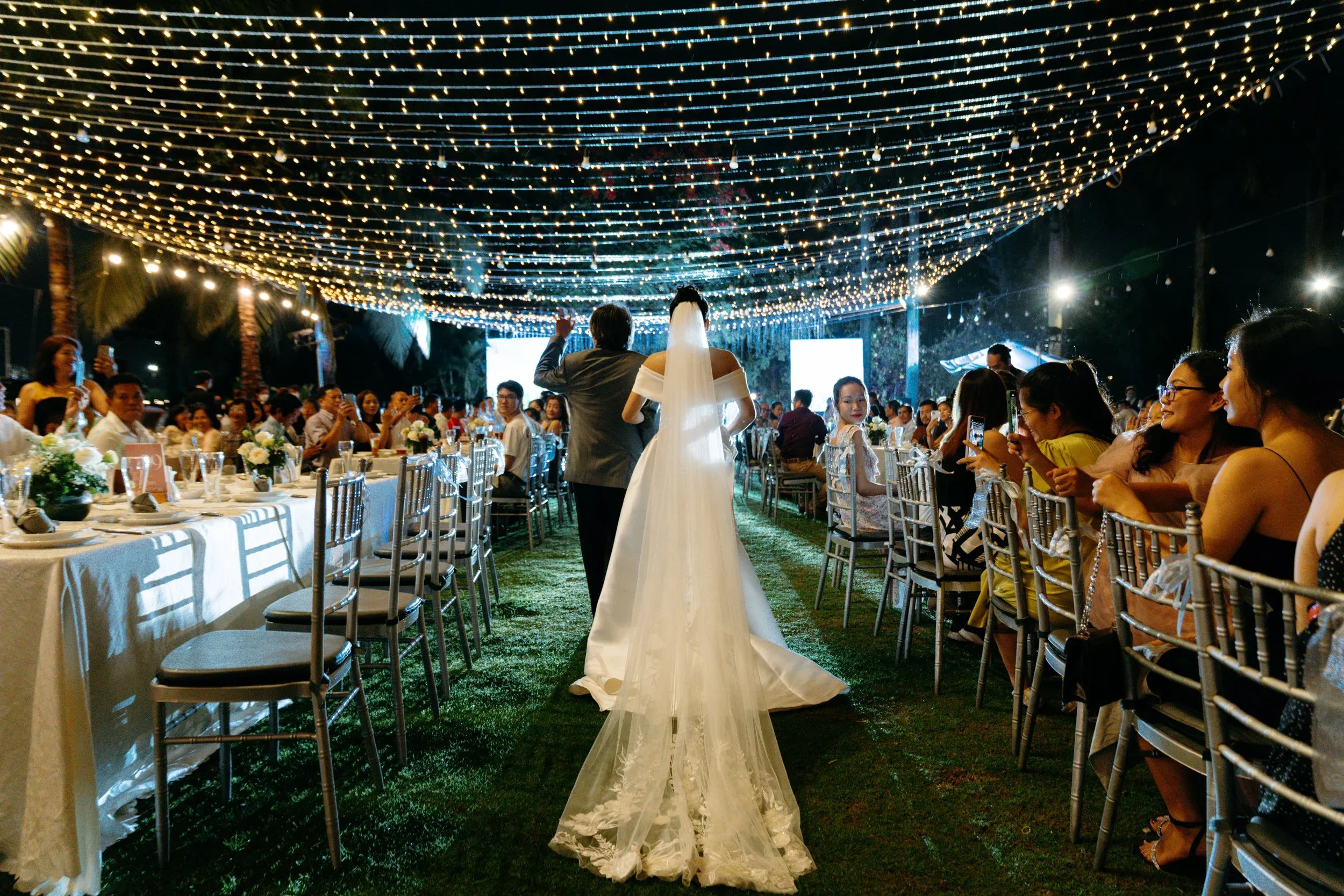 Phuong & Huy, Wedding Day in Saigon — Pham Si Luan Photography (114)